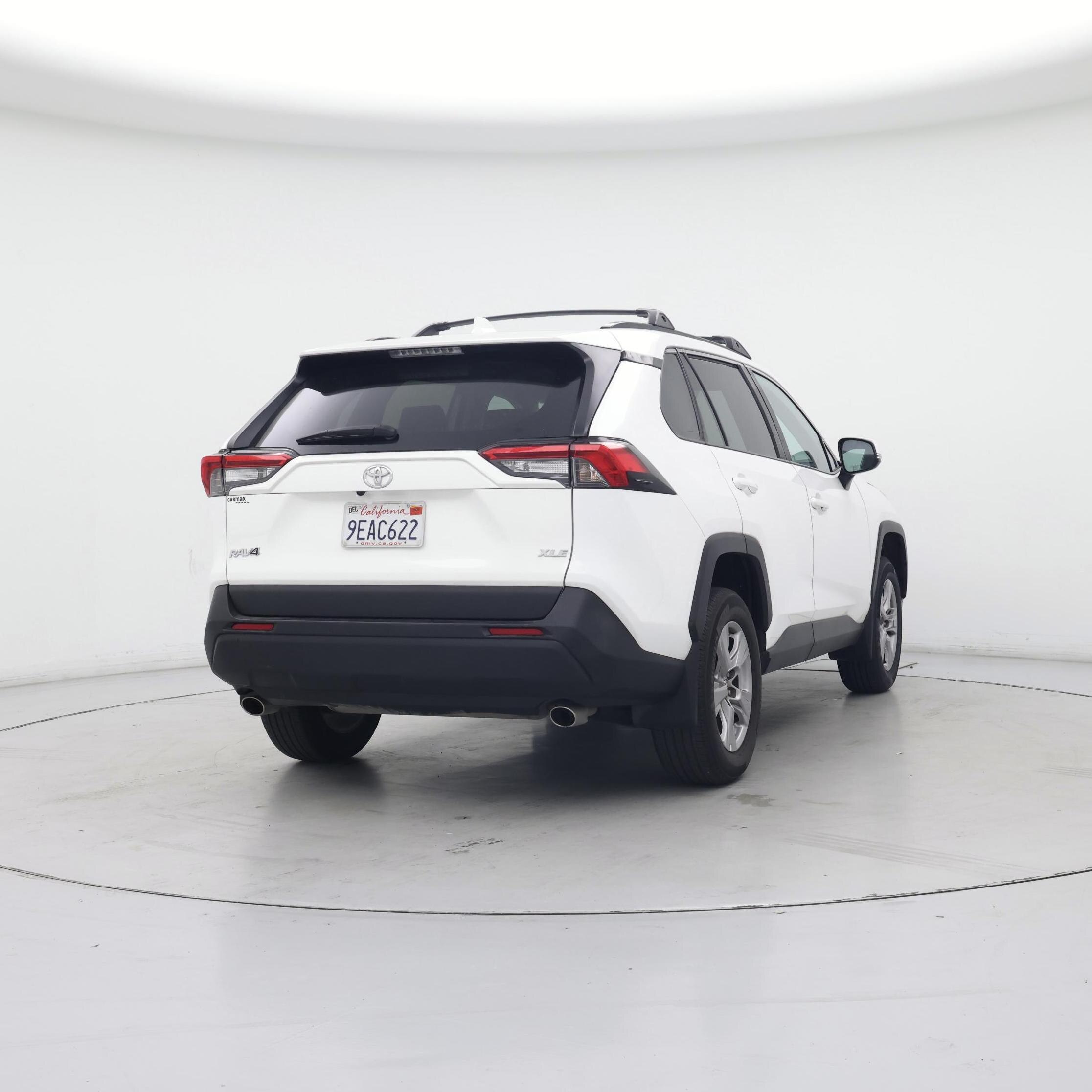 Thumbnail: 2023 Toyota RAV4 - 8