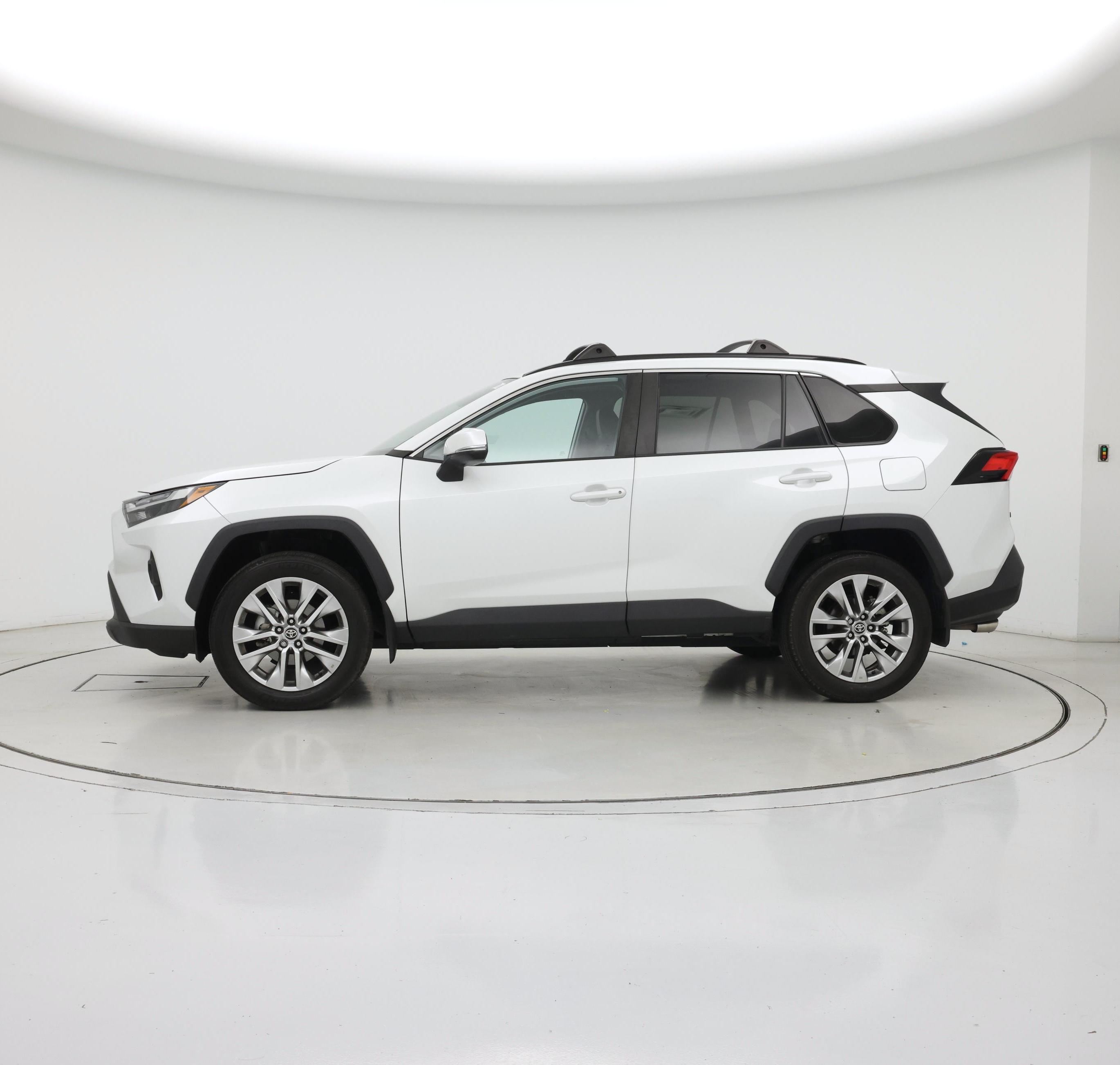Thumbnail: 2023 Toyota RAV4 - 3