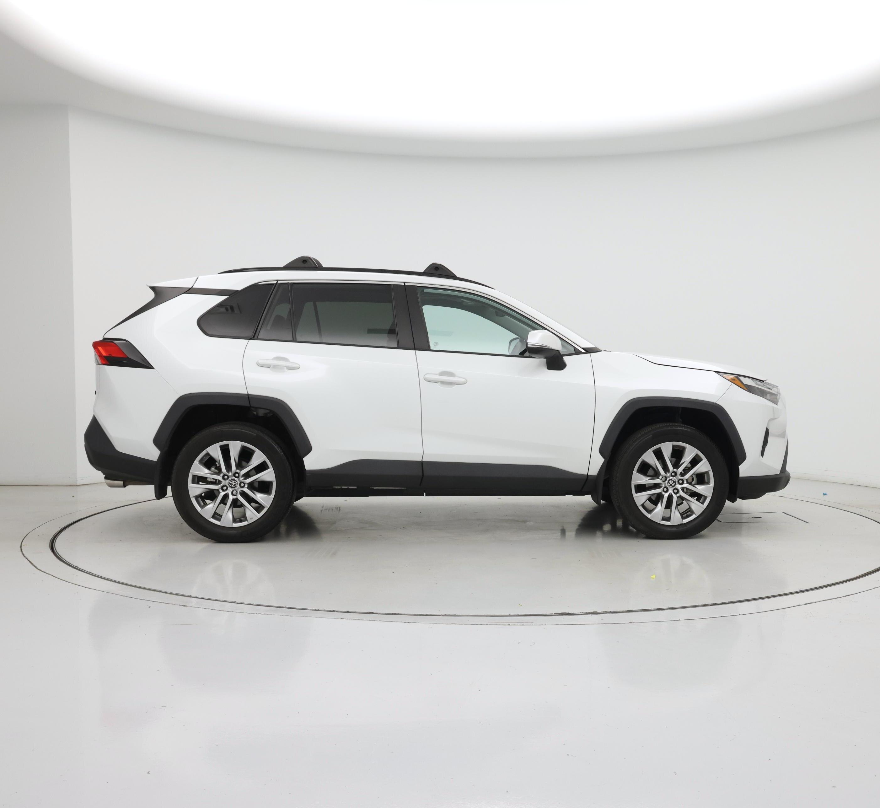 Thumbnail: 2023 Toyota RAV4 - 7