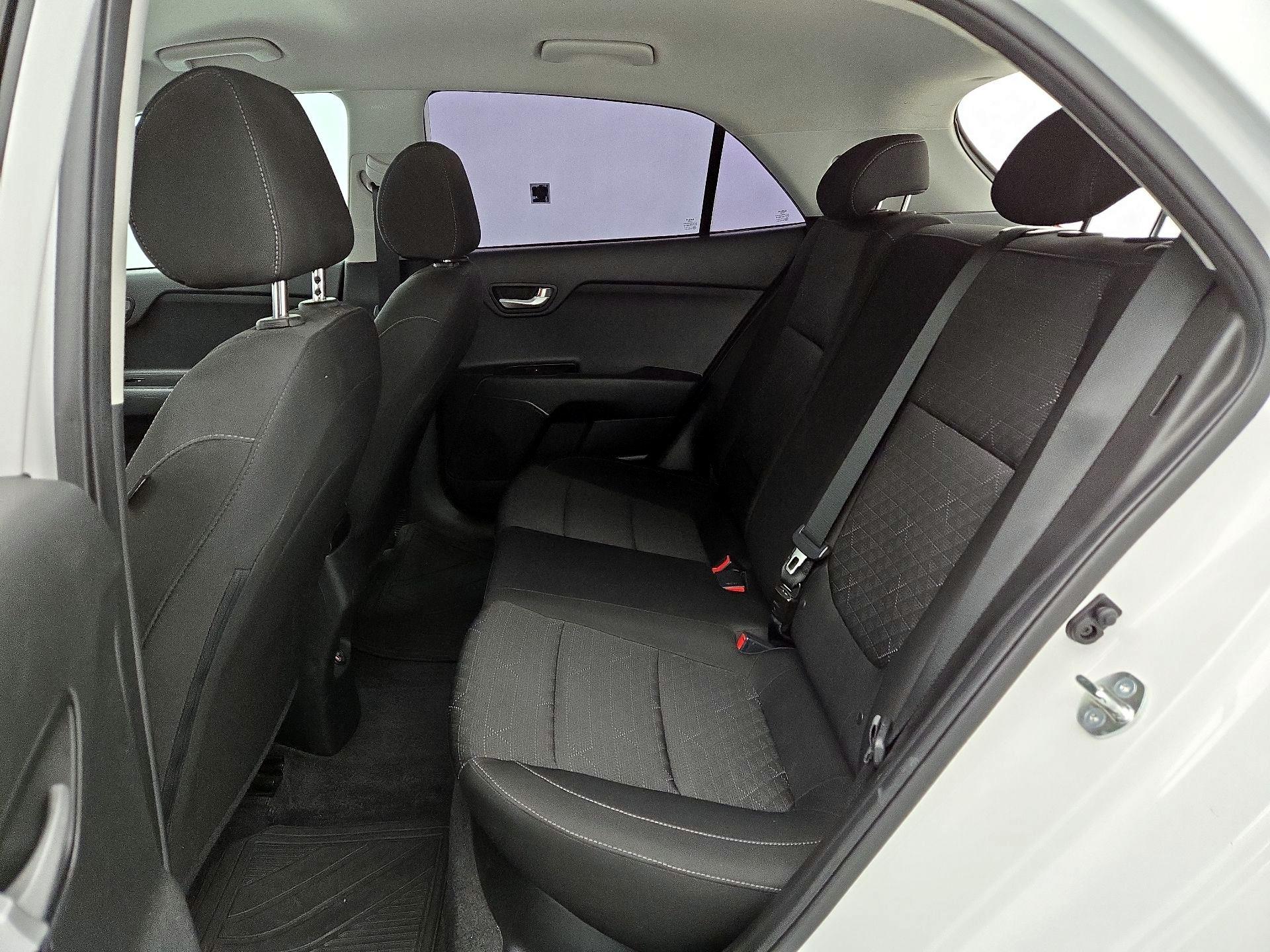 Thumbnail: 2023 Kia Rio - 19