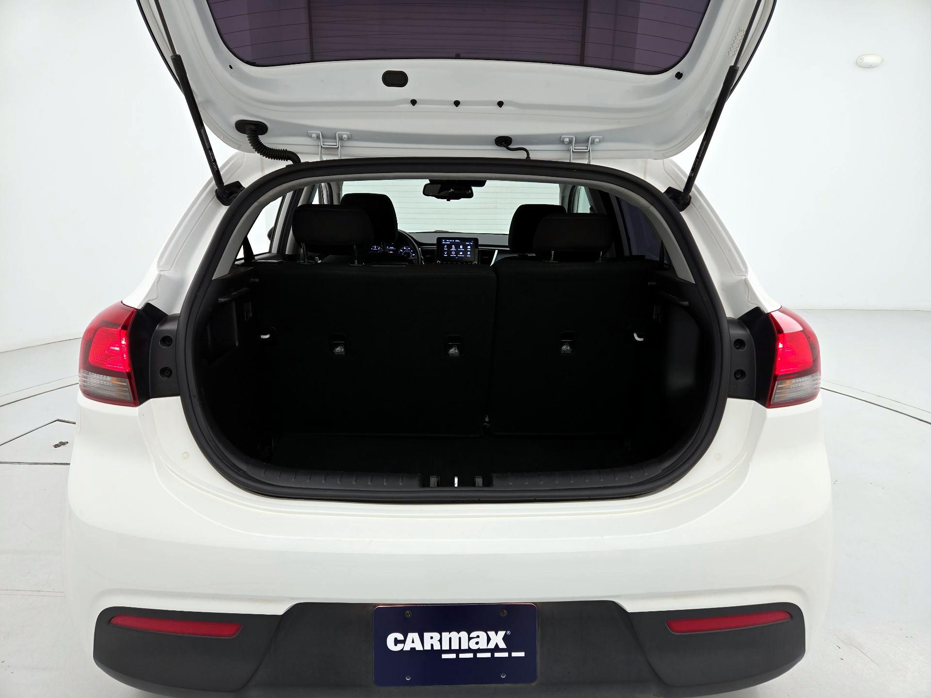 Thumbnail: 2023 Kia Rio - 20