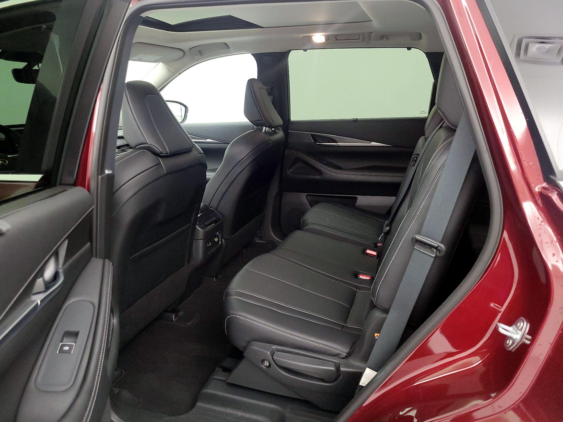 Thumbnail: 2023 INFINITI QX60 - 20