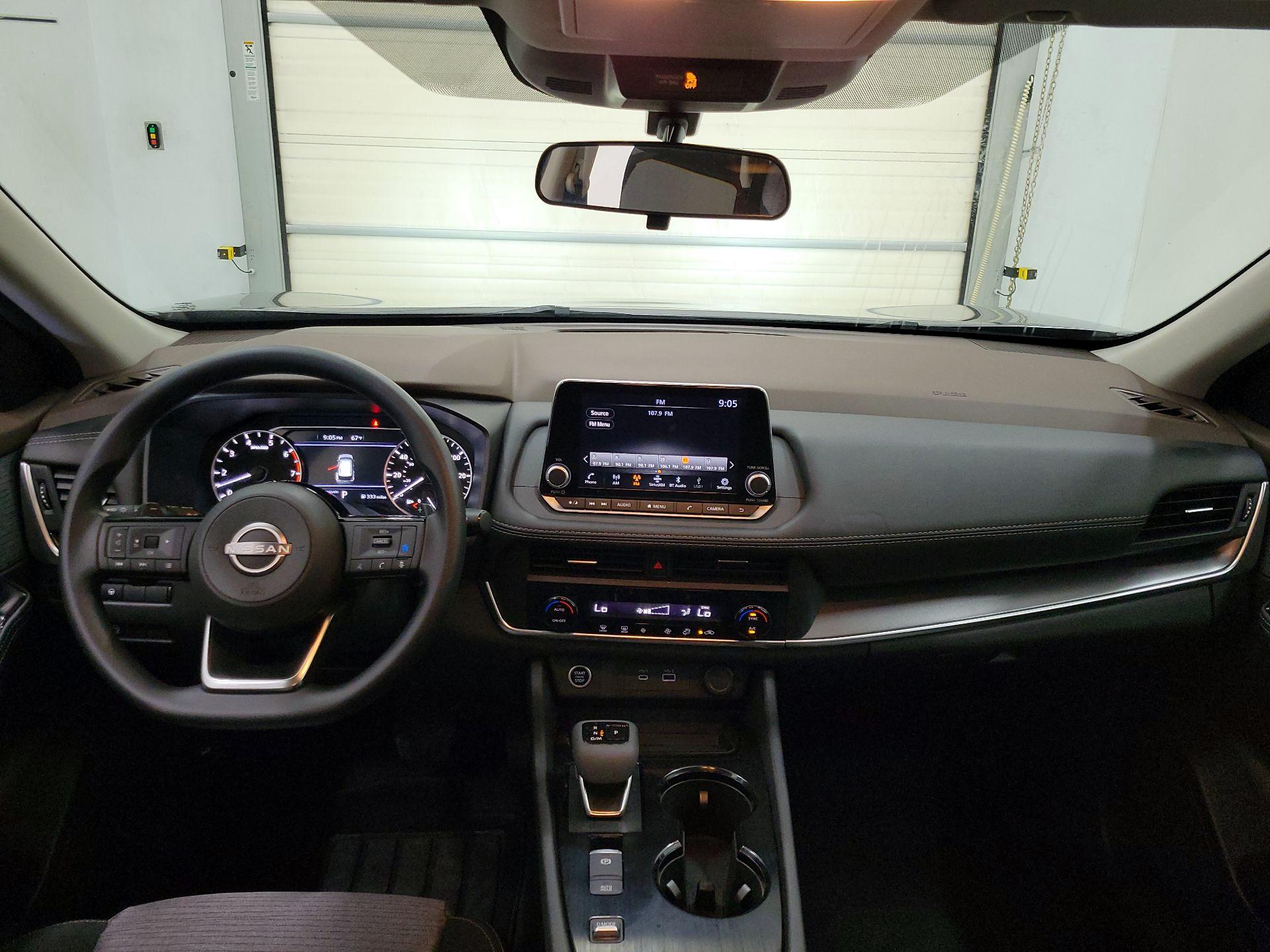 Thumbnail: 2023 Nissan Rogue - 9