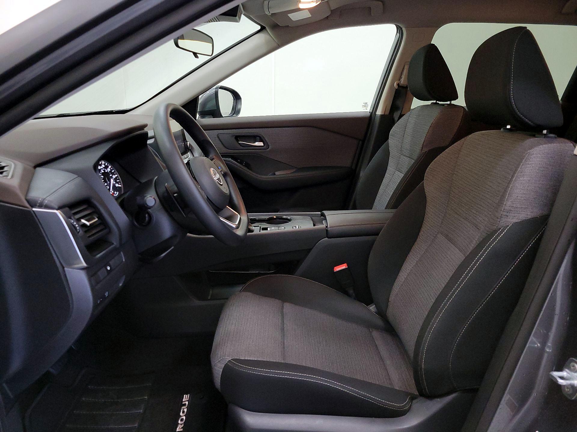 Thumbnail: 2023 Nissan Rogue - 11
