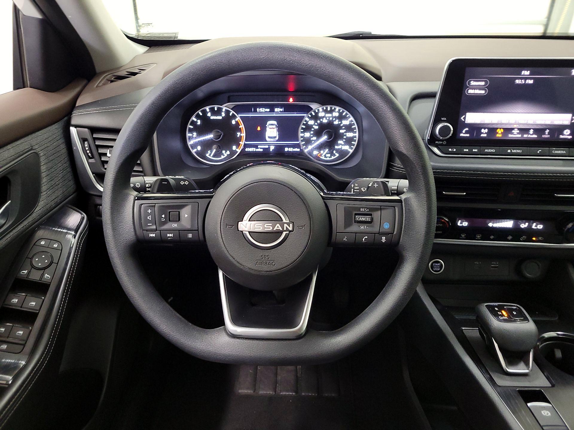 Thumbnail: 2023 Nissan Rogue - 10