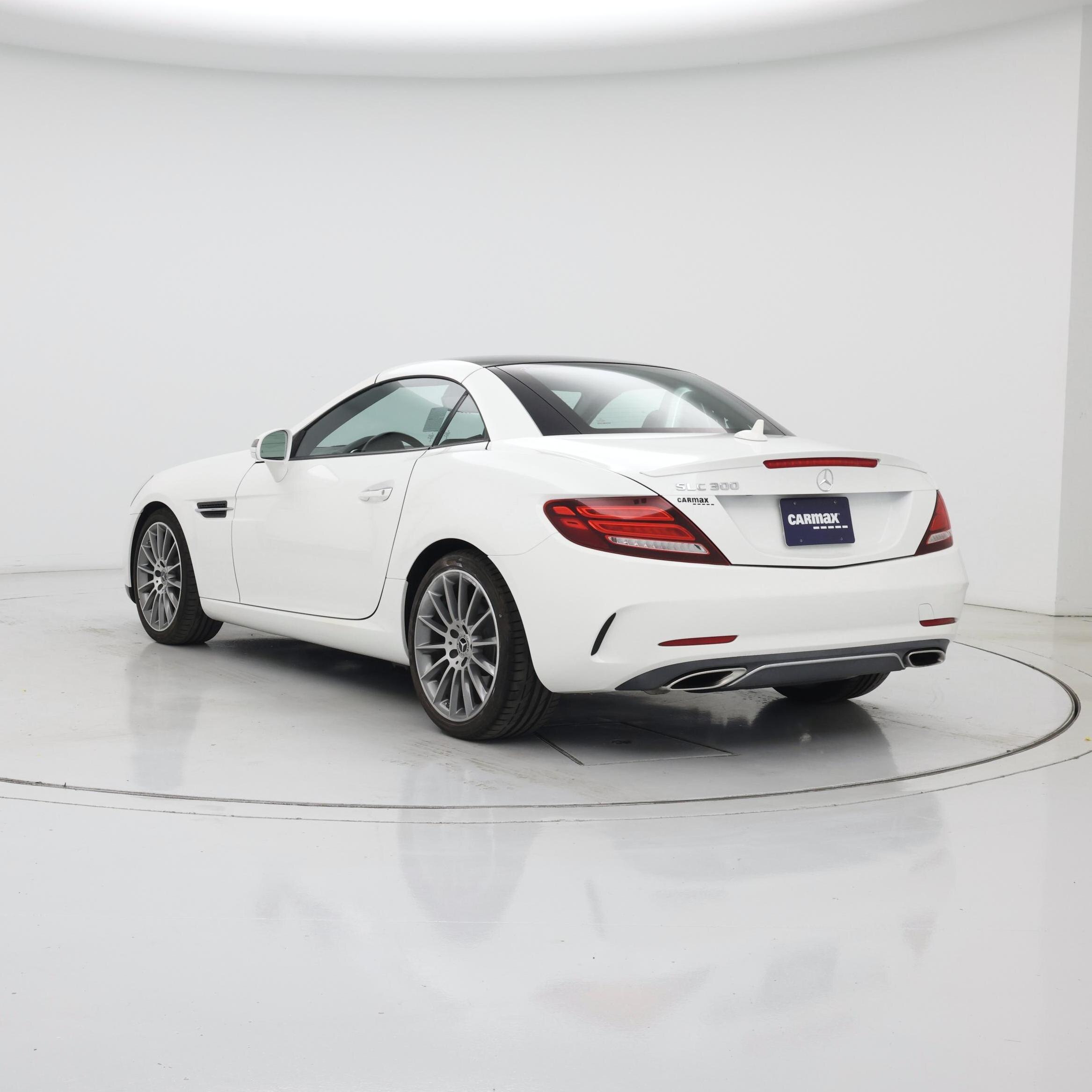 Thumbnail: 2020 Mercedes-Benz SLC - 2
