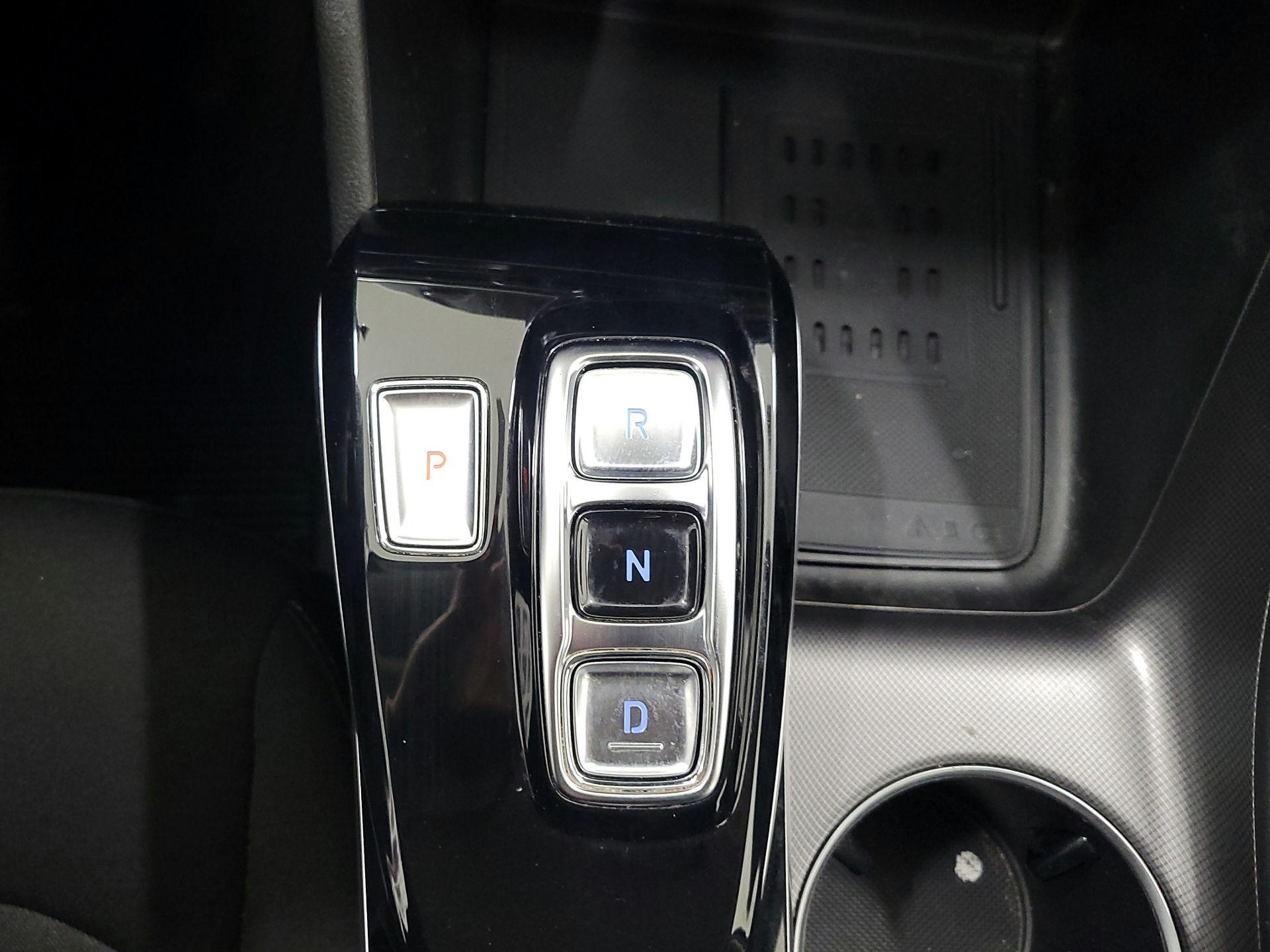 Thumbnail: 2023 Hyundai Sonata - 18