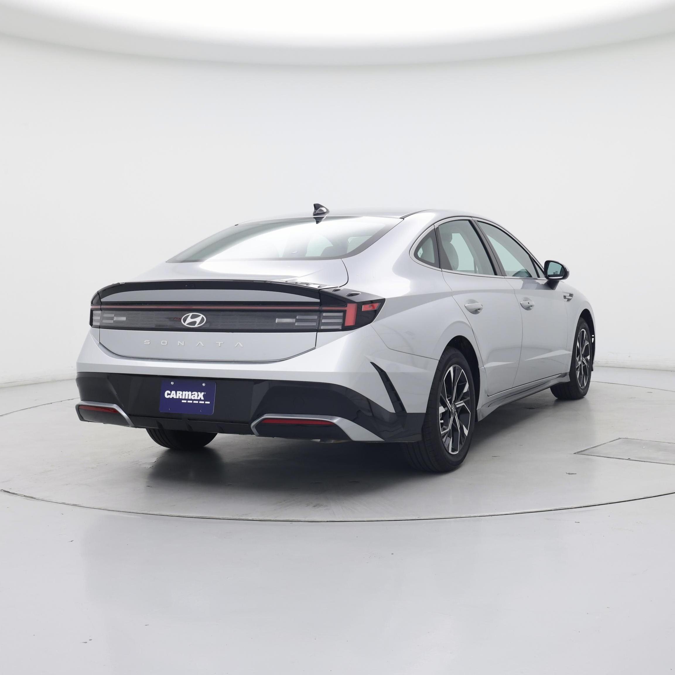 Thumbnail: 2024 Hyundai Sonata - 8