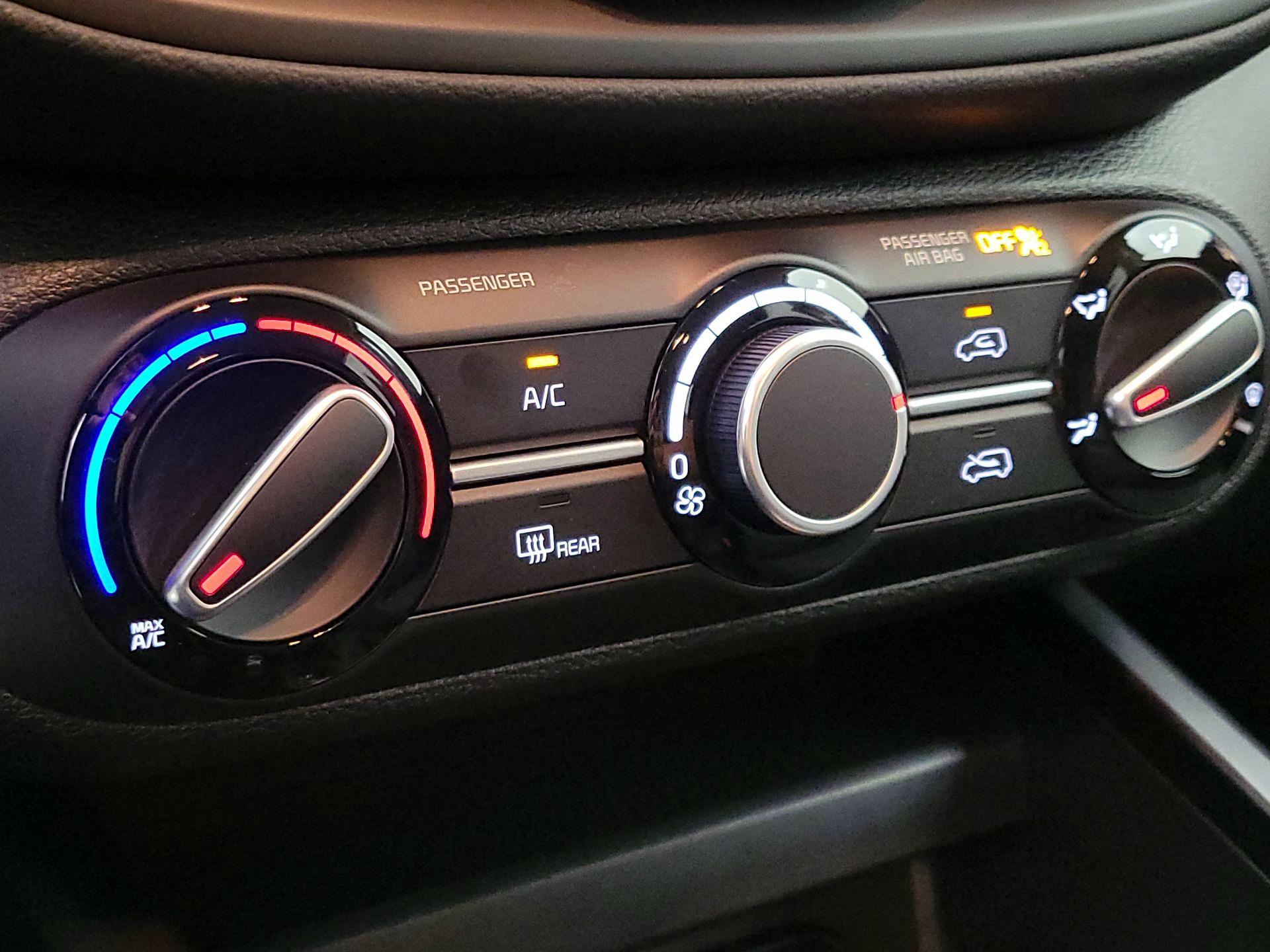 Thumbnail: 2025 Kia Soul - 16