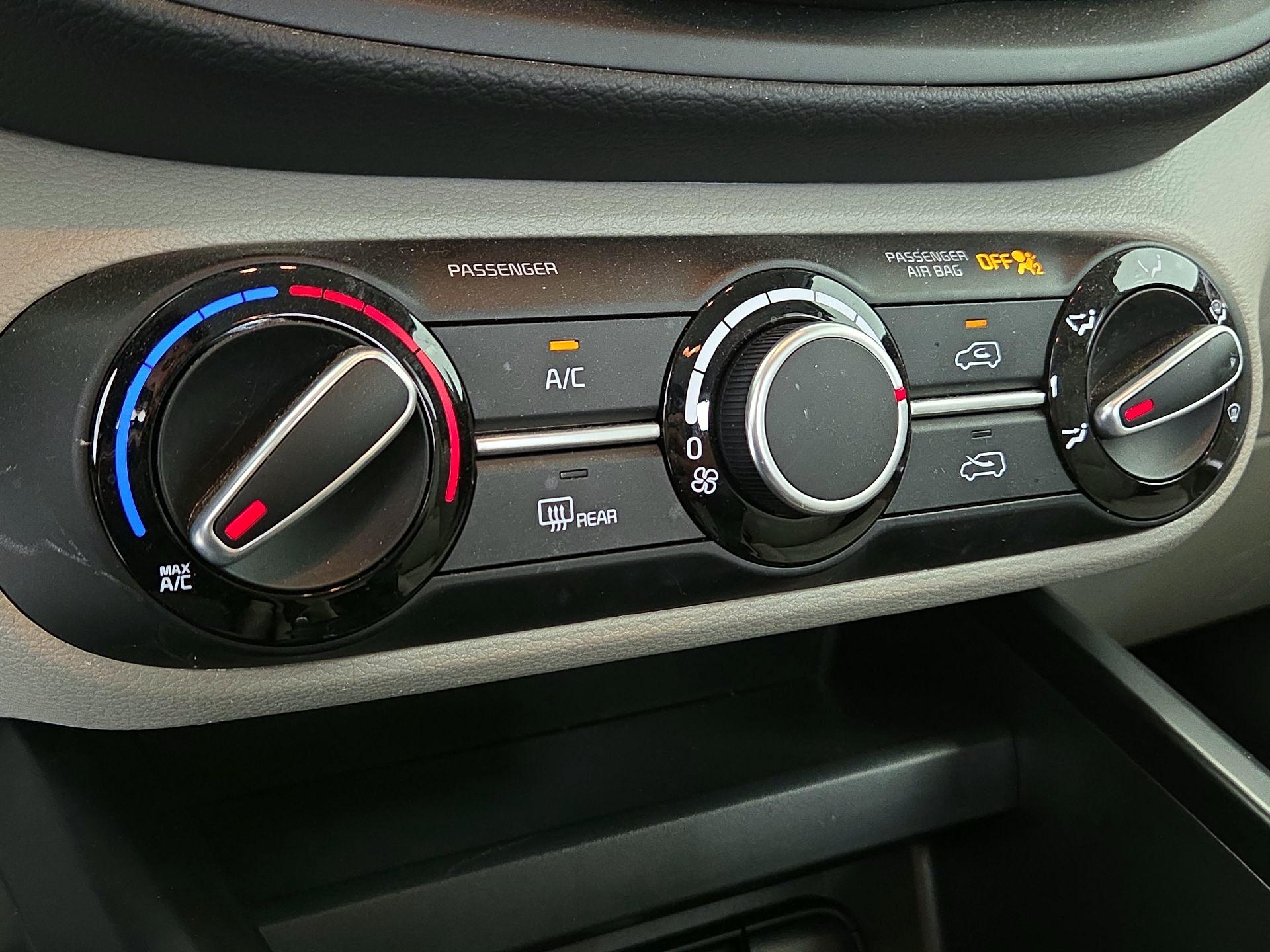 Thumbnail: 2025 Kia Soul - 16