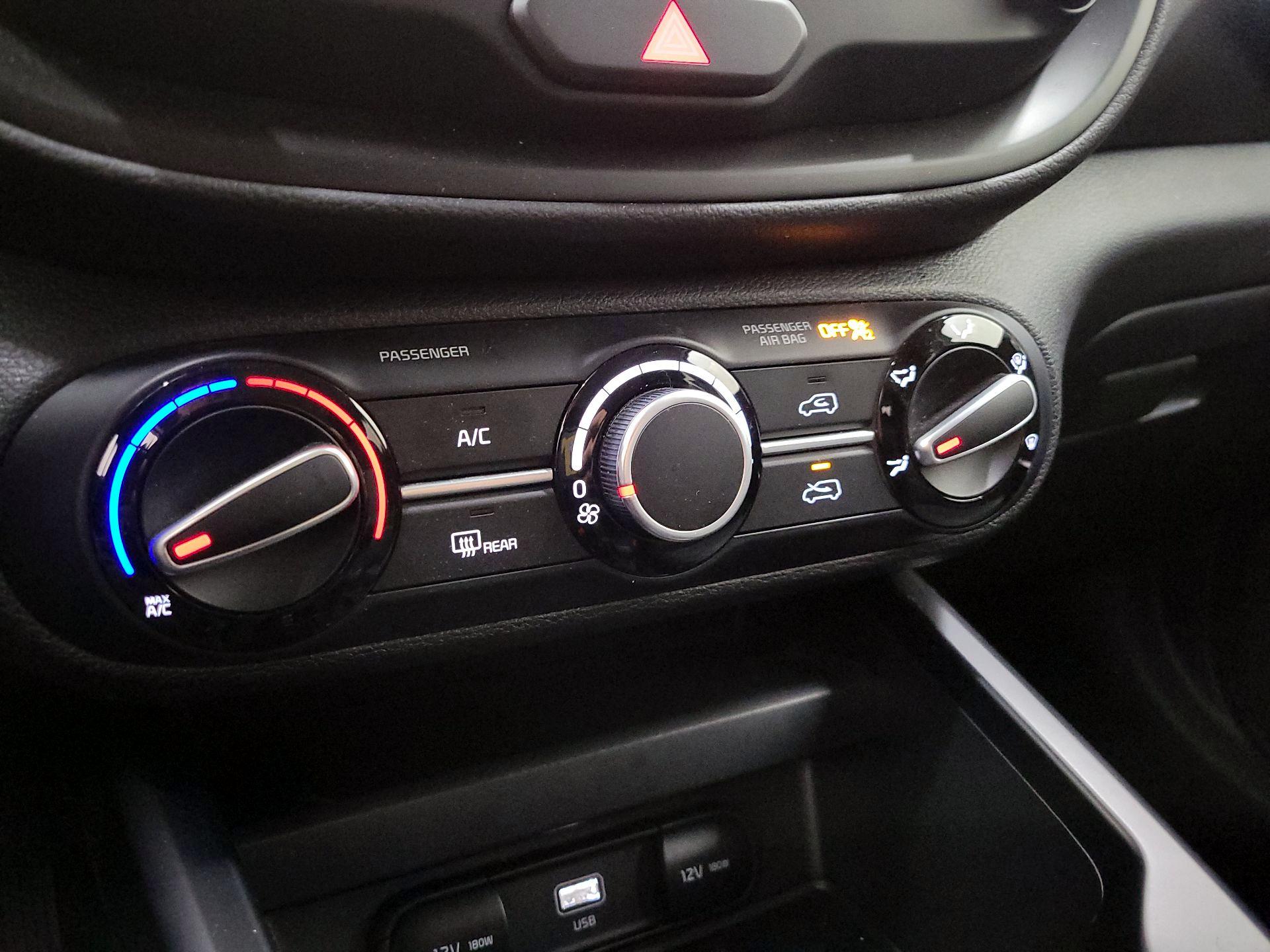 Thumbnail: 2025 Kia Soul - 16