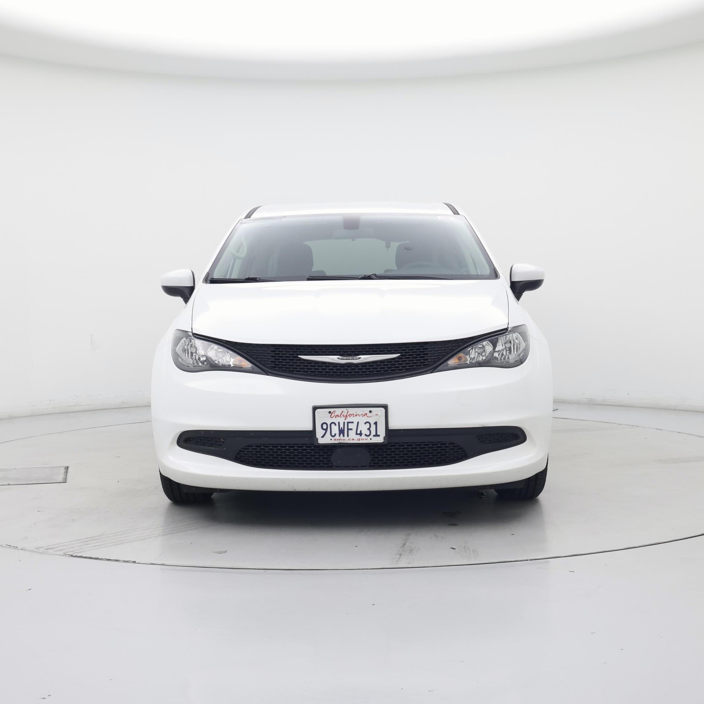 Thumbnail: 2022 Chrysler Voyager - 5