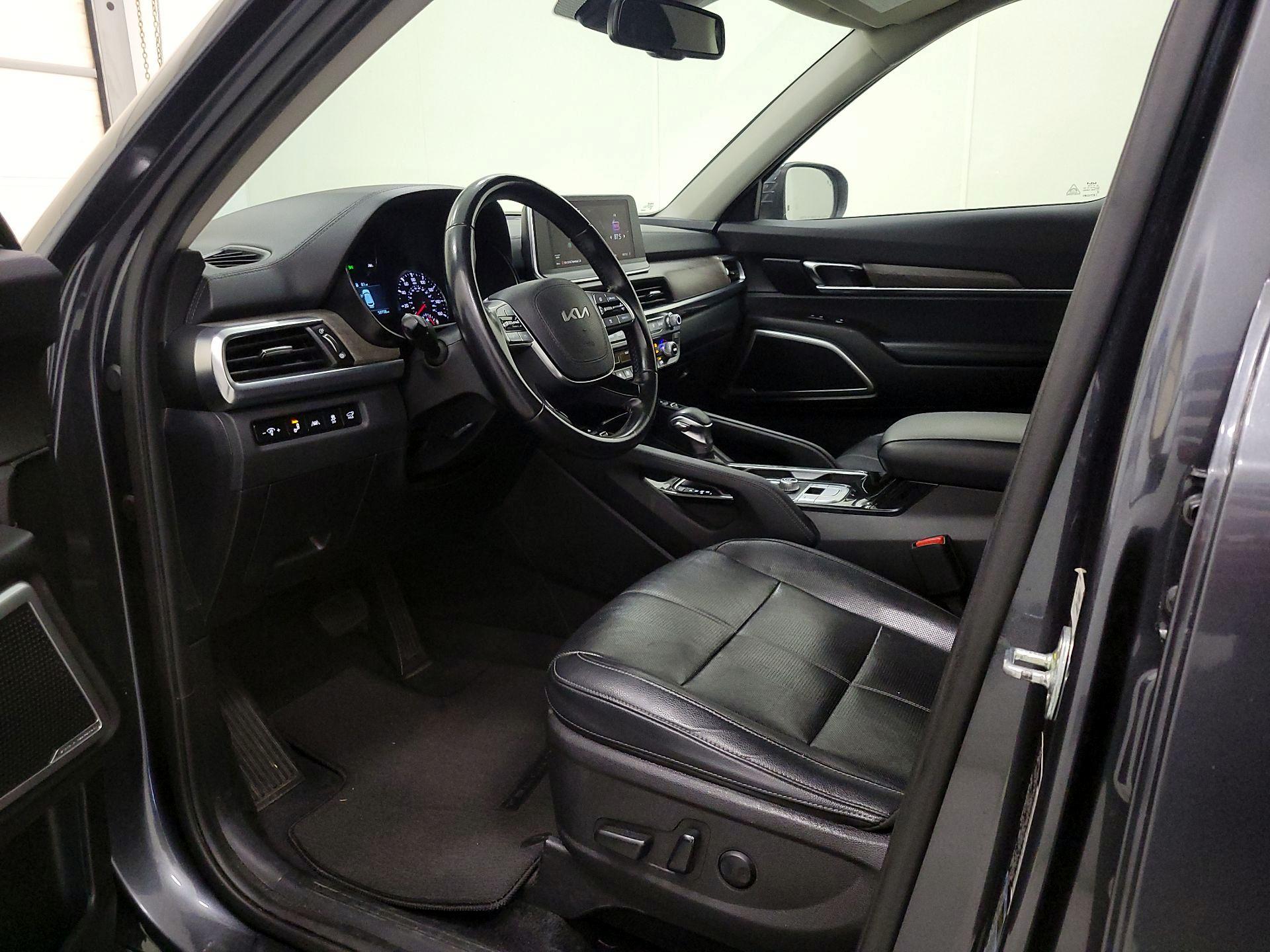 Thumbnail: 2022 Kia Telluride - 11