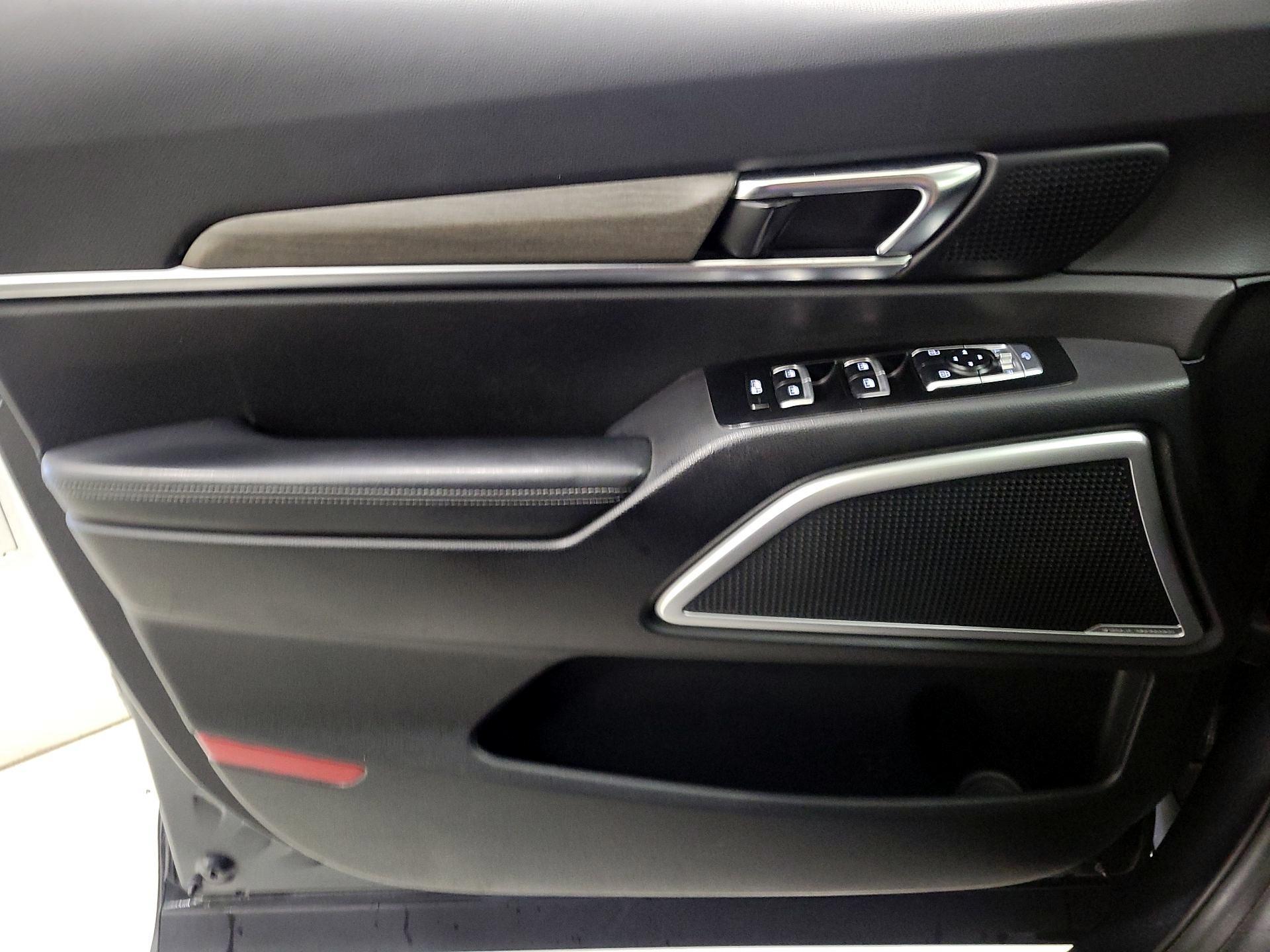 Thumbnail: 2022 Kia Telluride - 12