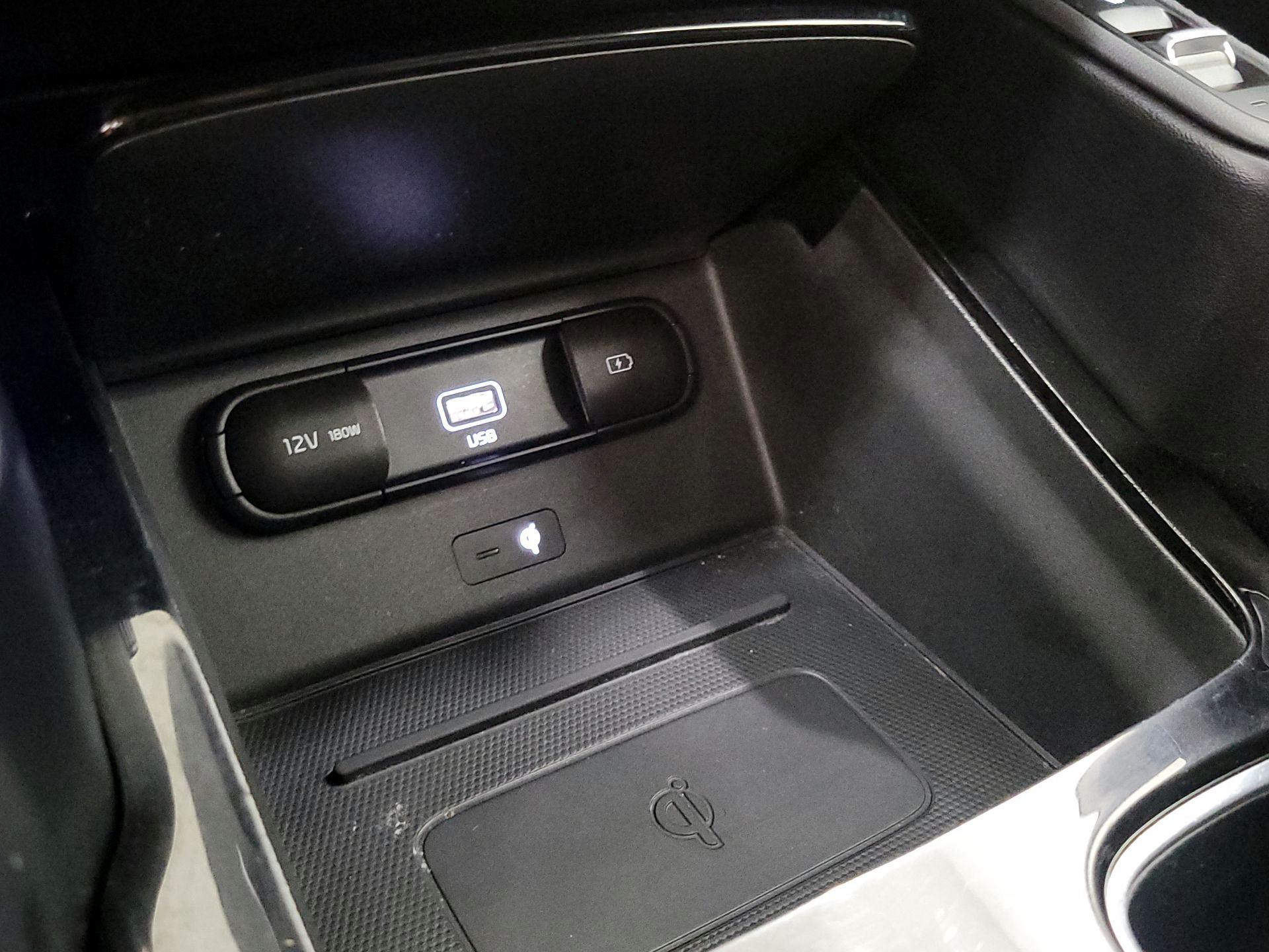 Thumbnail: 2022 Kia Telluride - 19