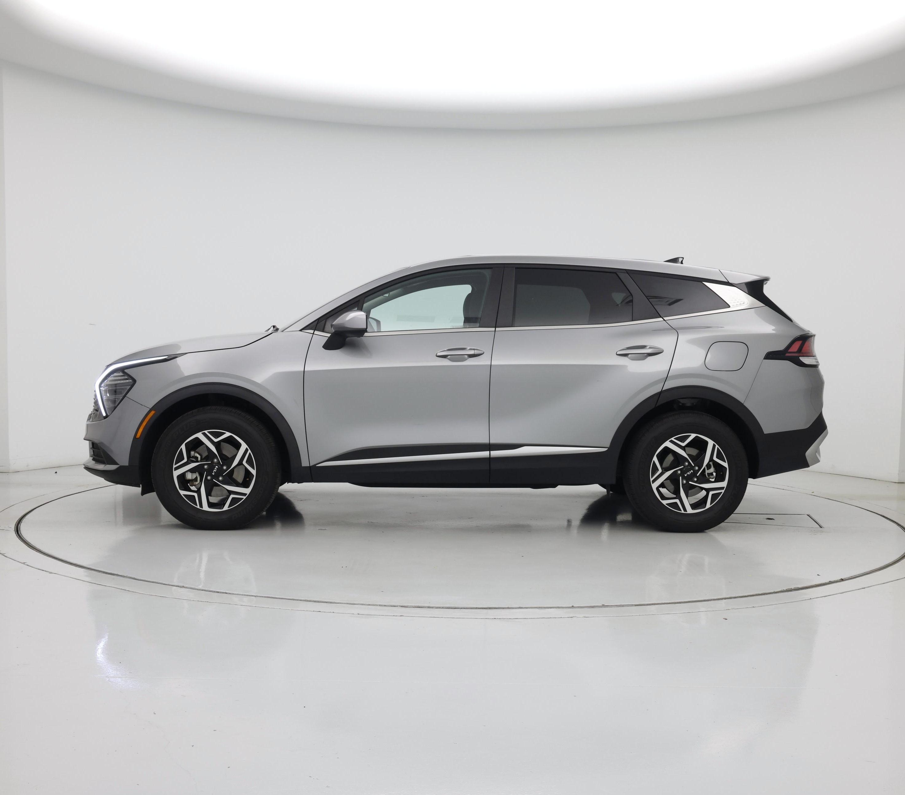 Thumbnail: 2024 Kia Sportage - 3