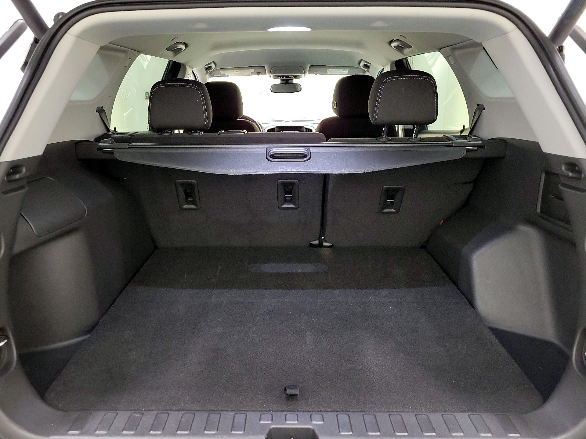 Thumbnail: 2023 GMC Terrain - 20