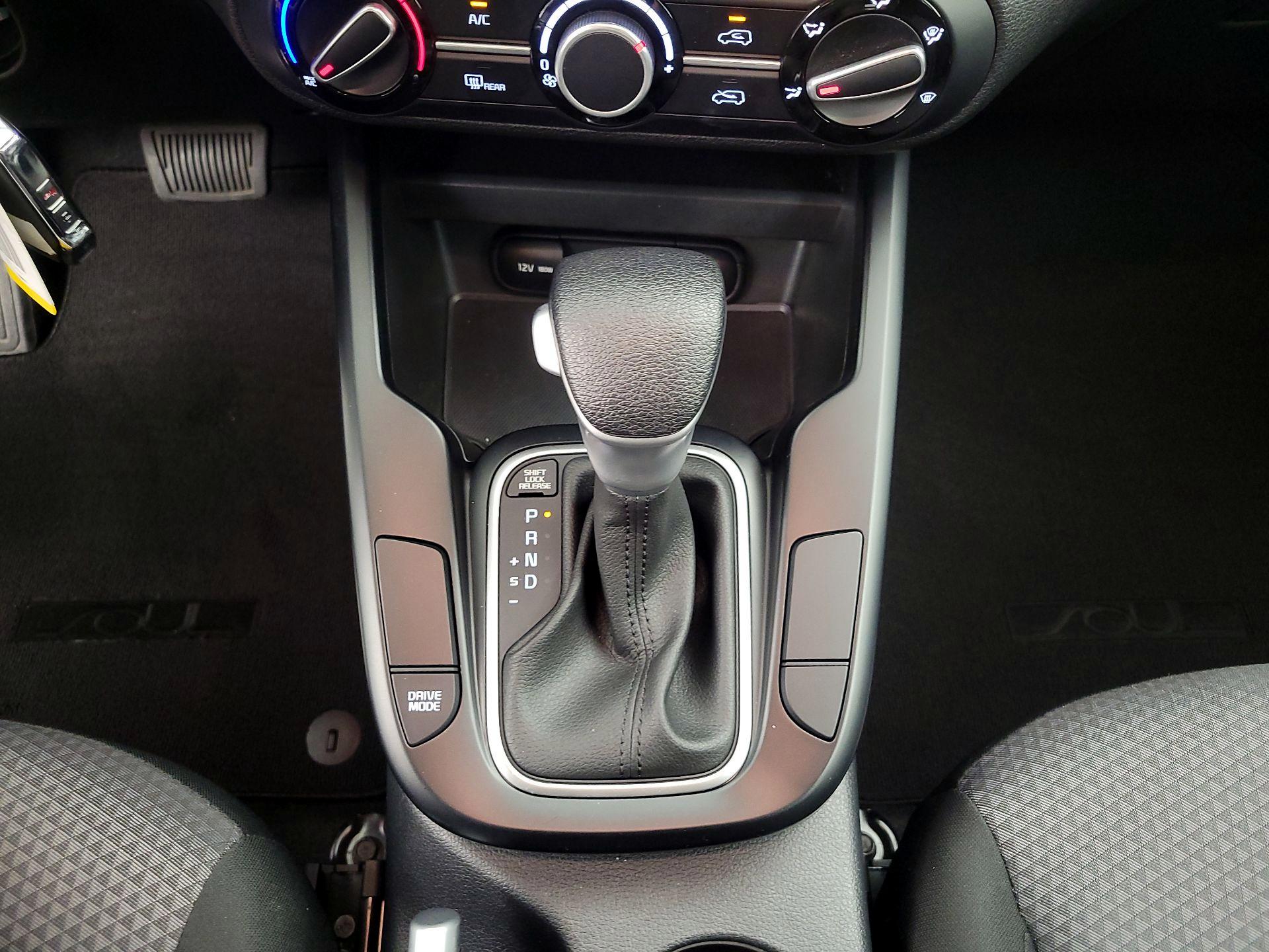 Thumbnail: 2025 Kia Soul - 15