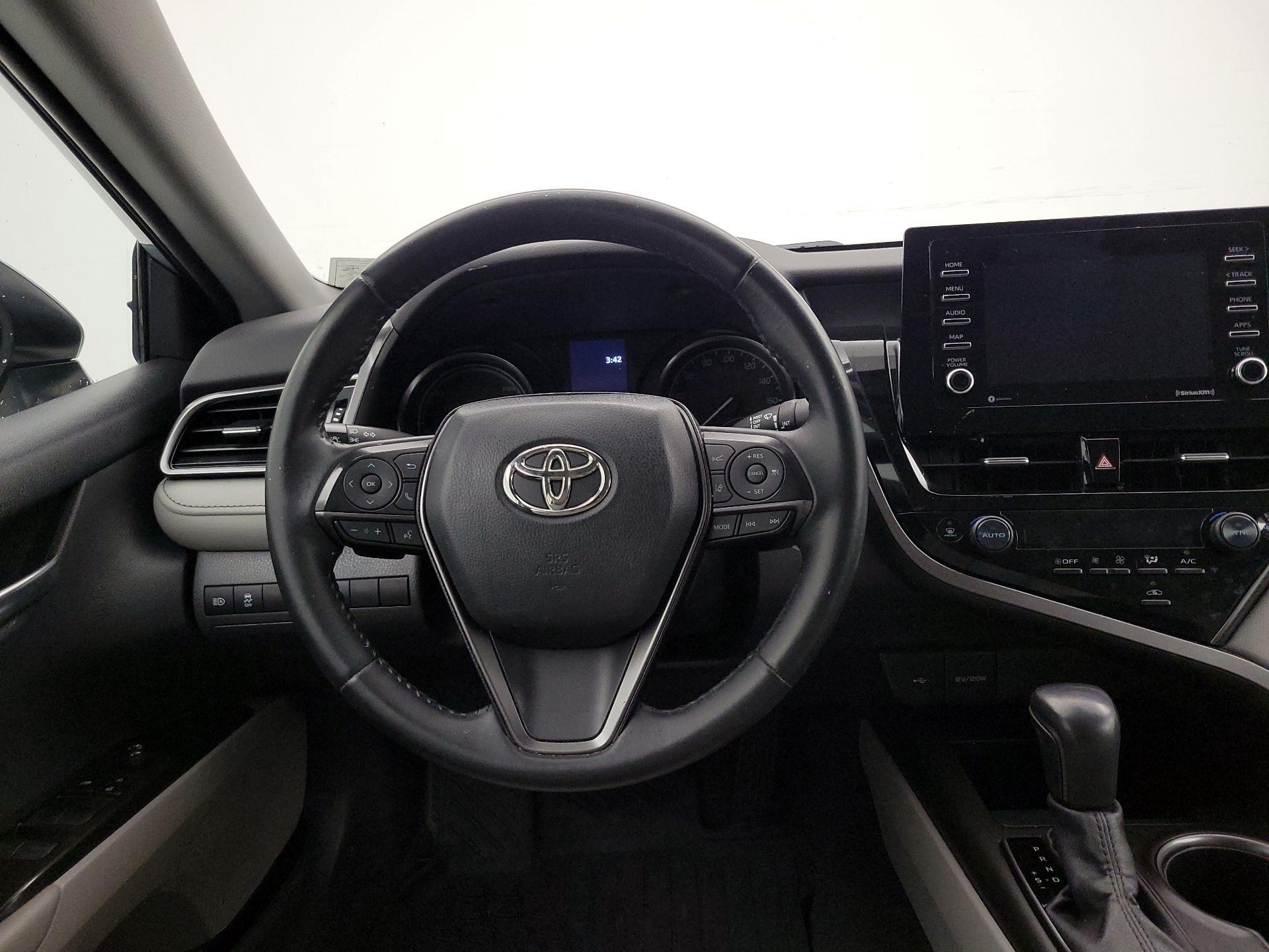 Thumbnail: 2021 Toyota Camry - 10