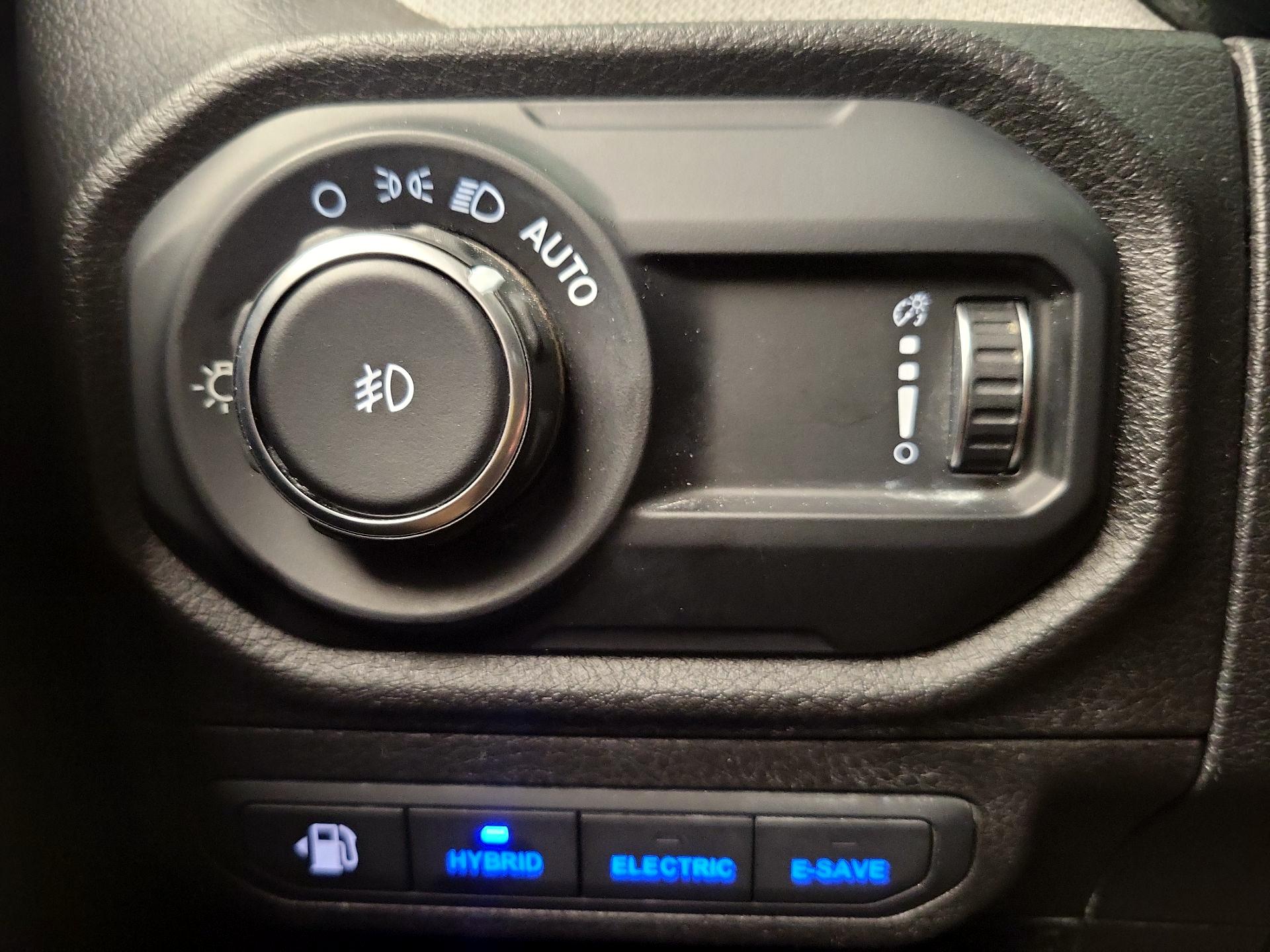 Thumbnail: 2025 Jeep Wrangler - 13