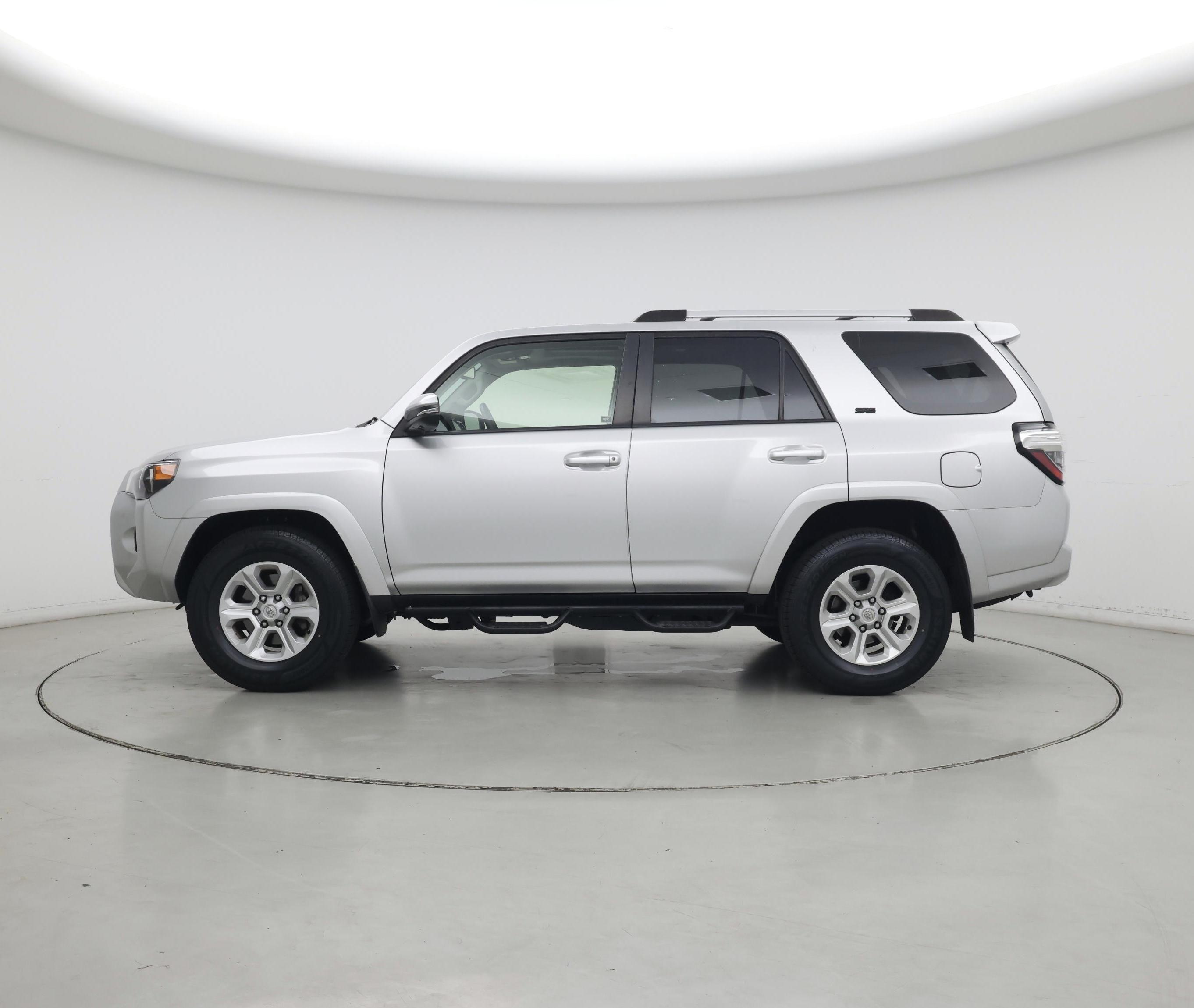Thumbnail: 2023 Toyota 4Runner - 3