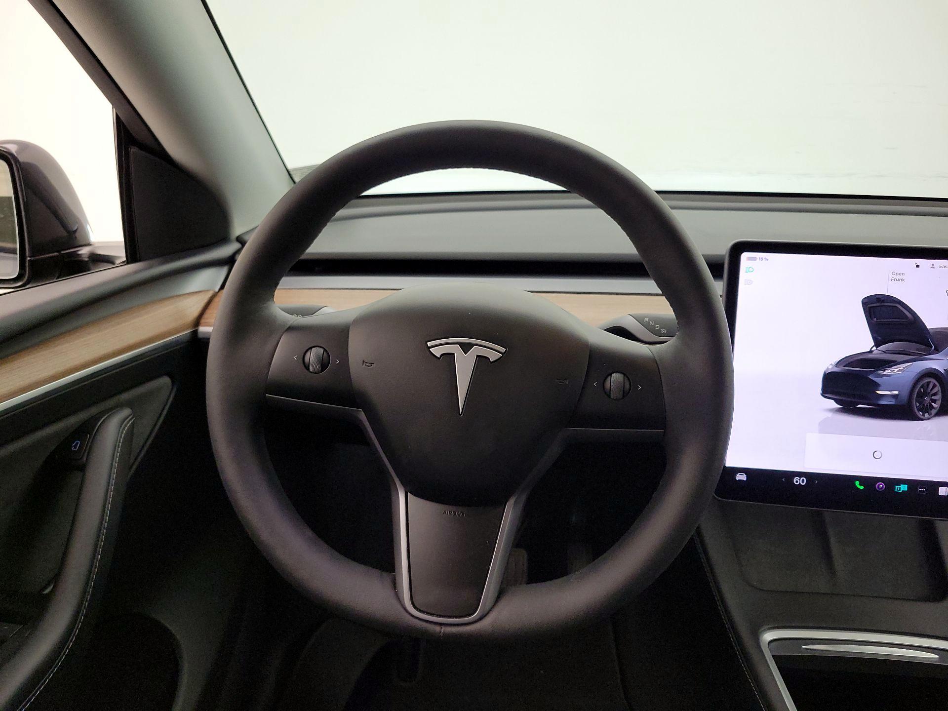 Thumbnail: 2024 Tesla Model Y - 10