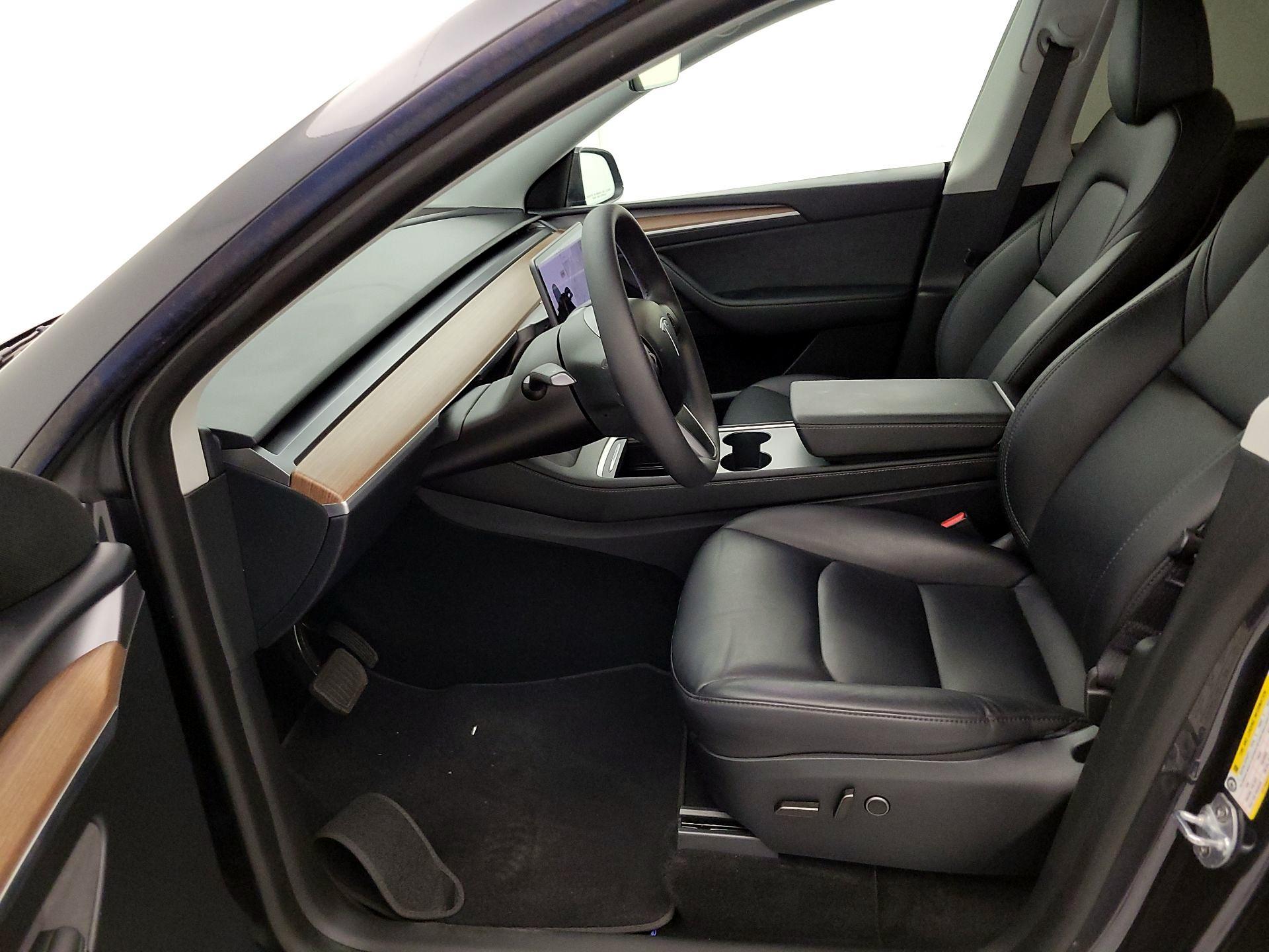 Thumbnail: 2024 Tesla Model Y - 11