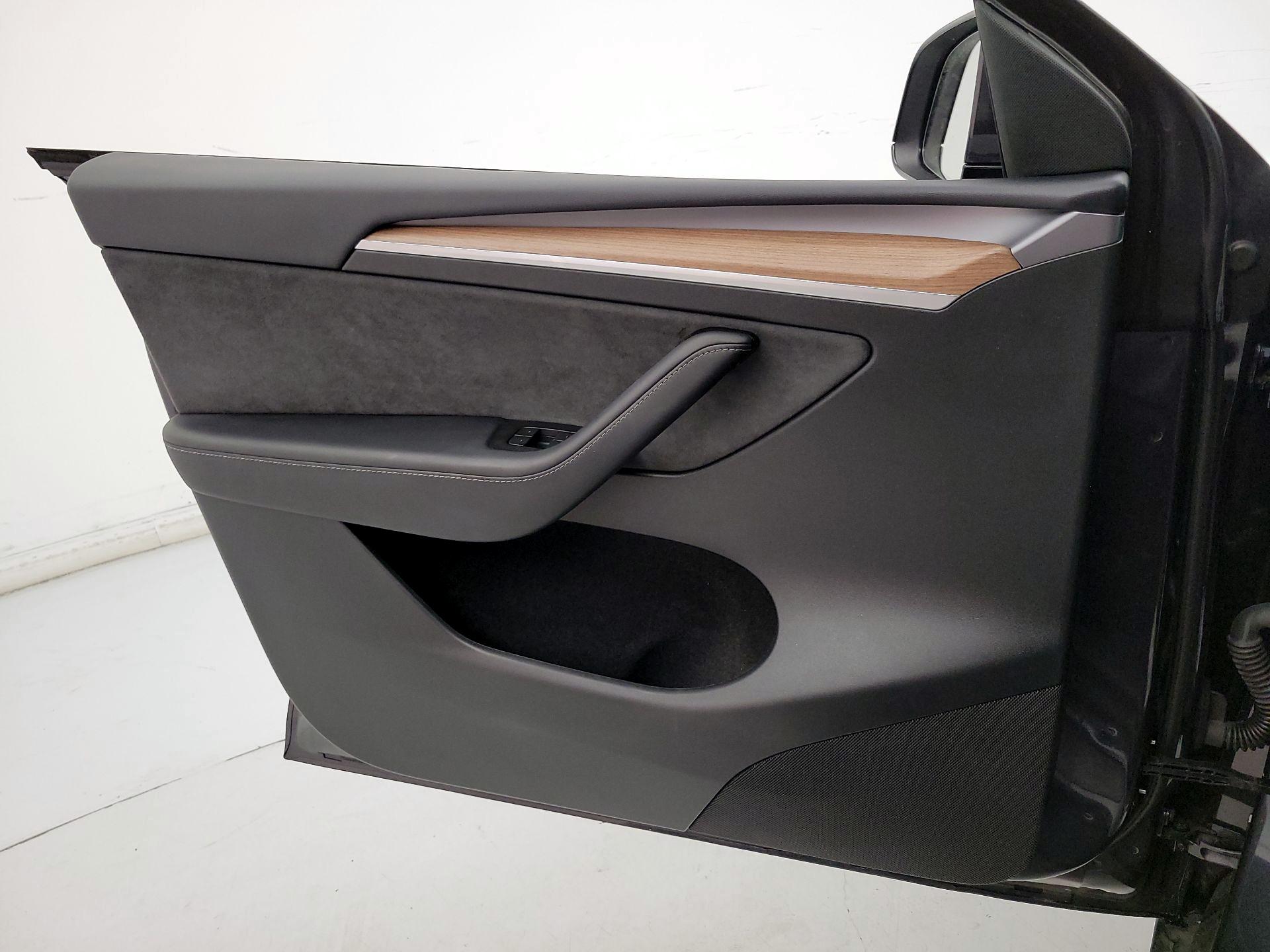 Thumbnail: 2024 Tesla Model Y - 12