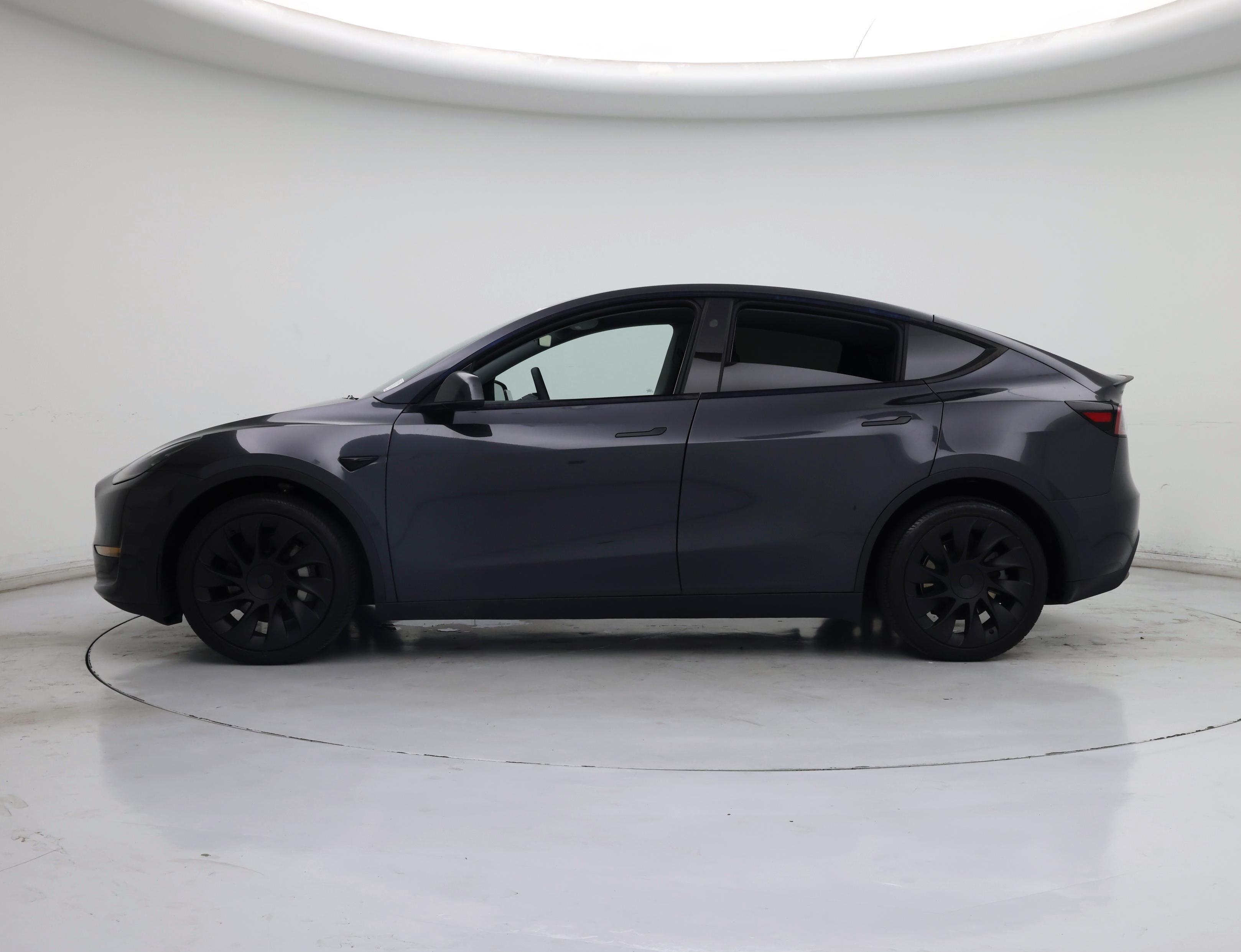 Thumbnail: 2024 Tesla Model Y - 3