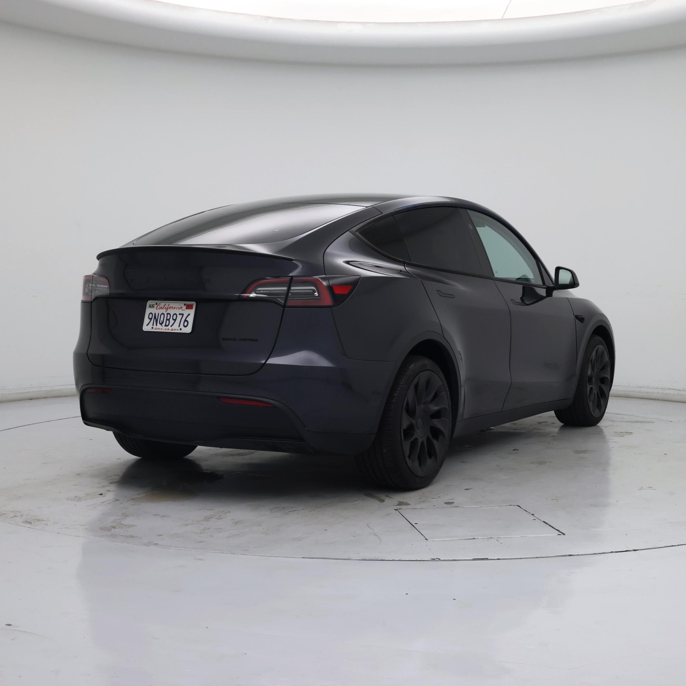 Thumbnail: 2024 Tesla Model Y - 8