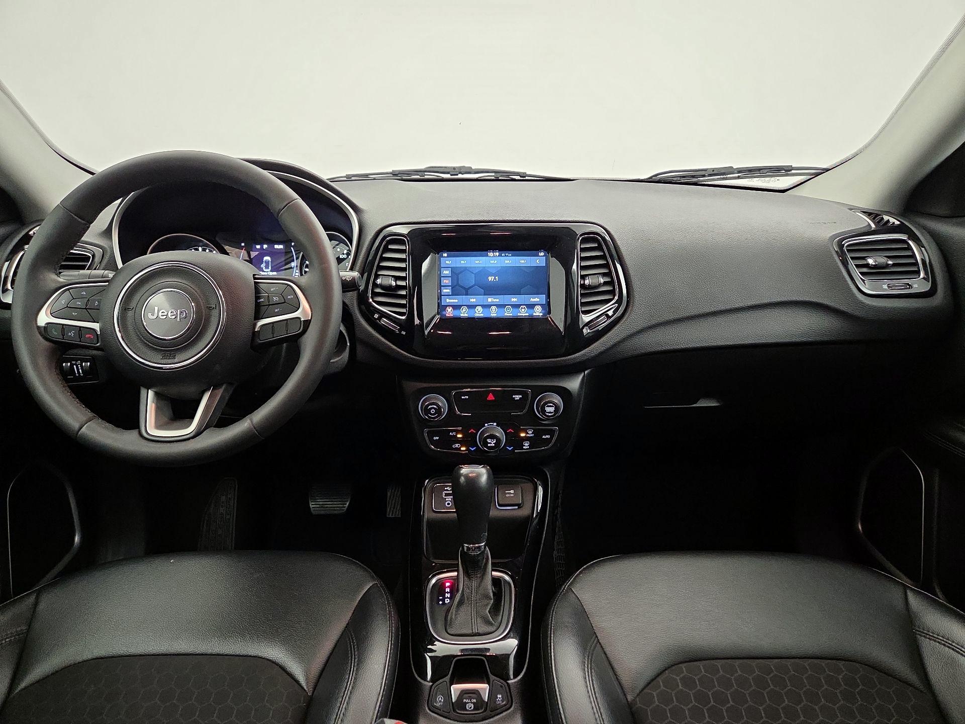 Thumbnail: 2021 Jeep Compass - 9