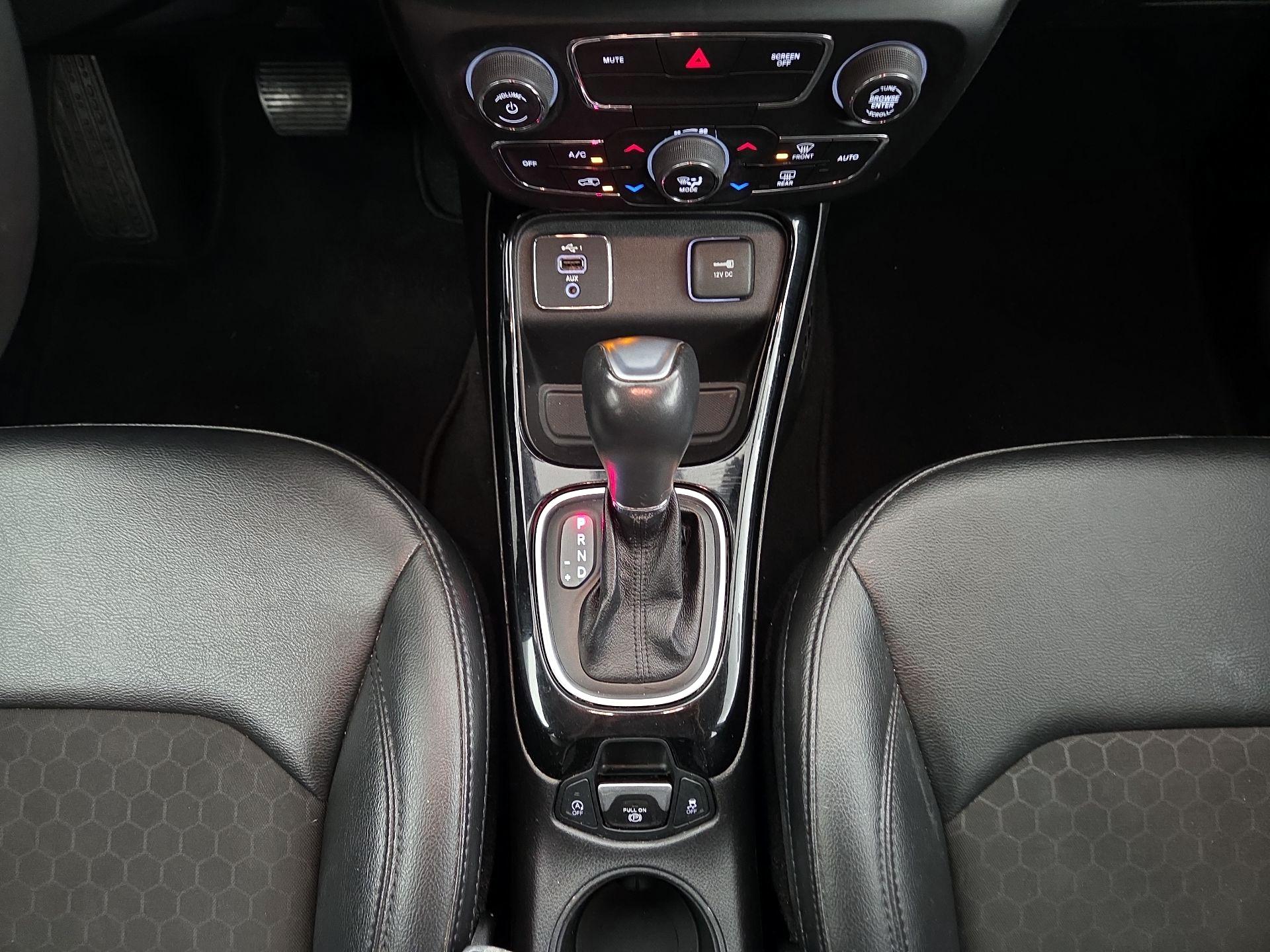 Thumbnail: 2021 Jeep Compass - 17