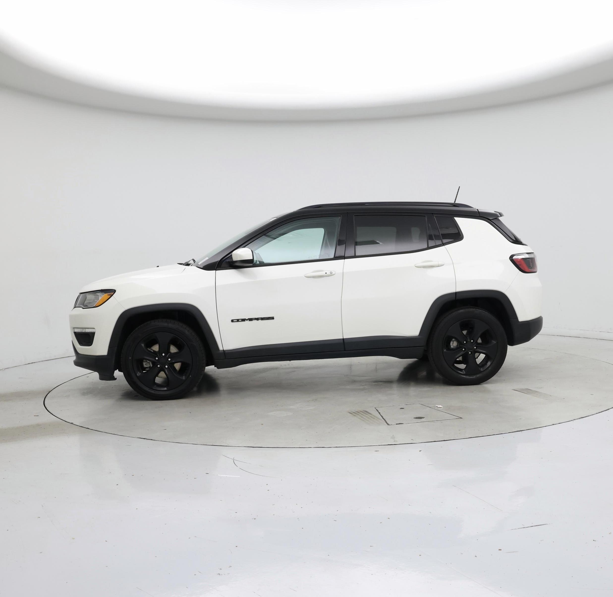 Thumbnail: 2021 Jeep Compass - 3