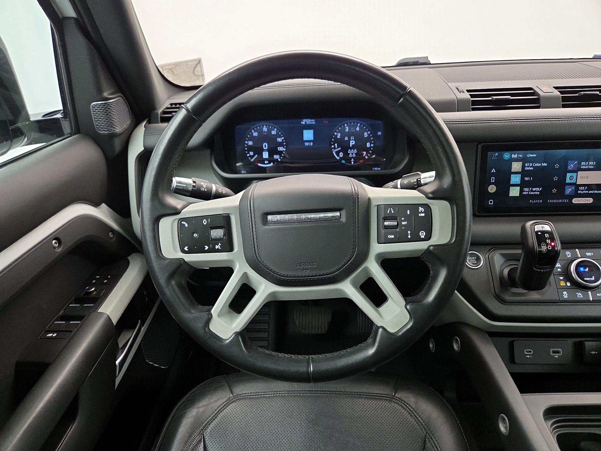 Thumbnail: 2020 Land Rover Defender - 10