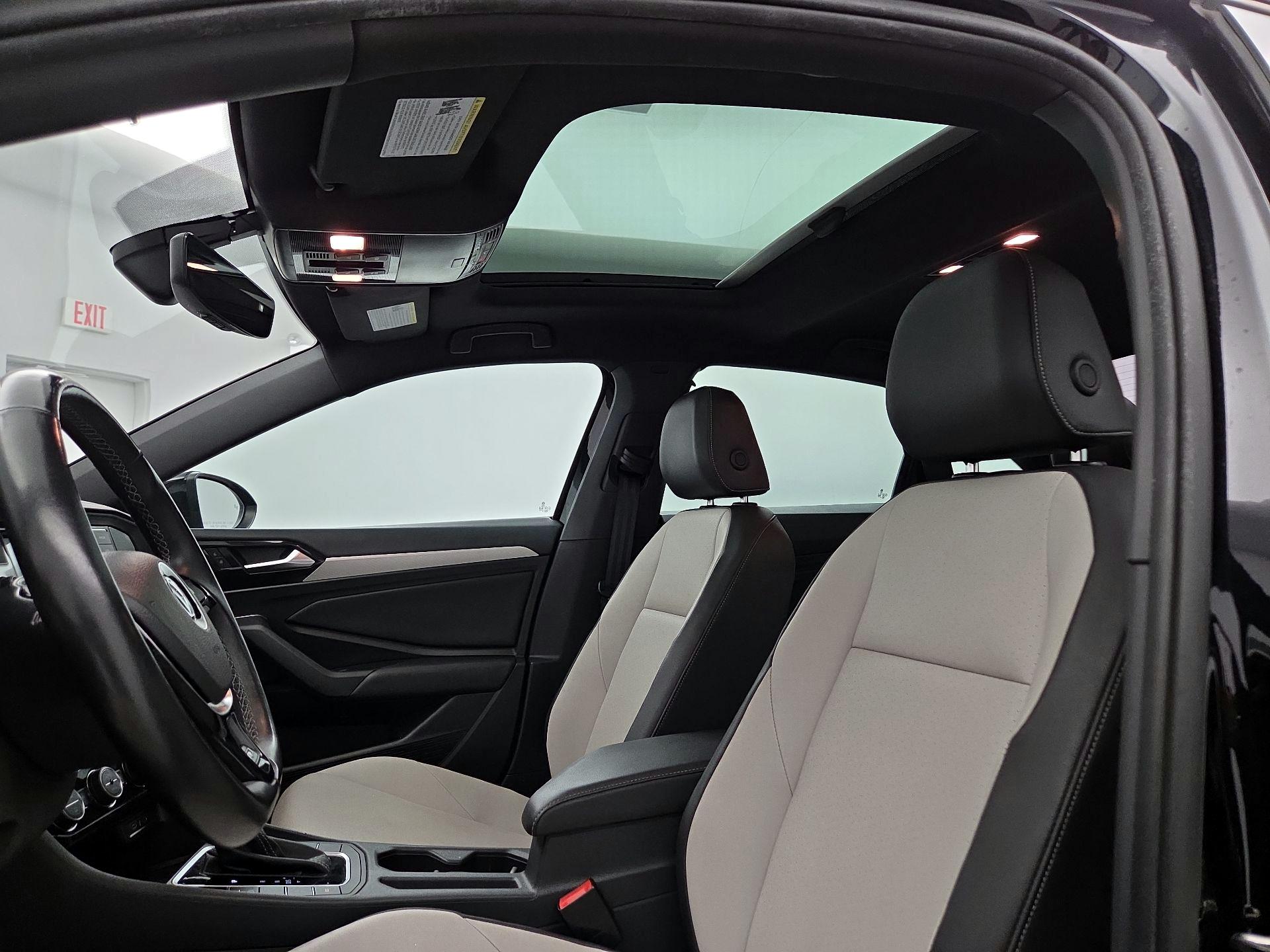Thumbnail: 2020 Volkswagen Jetta - 19