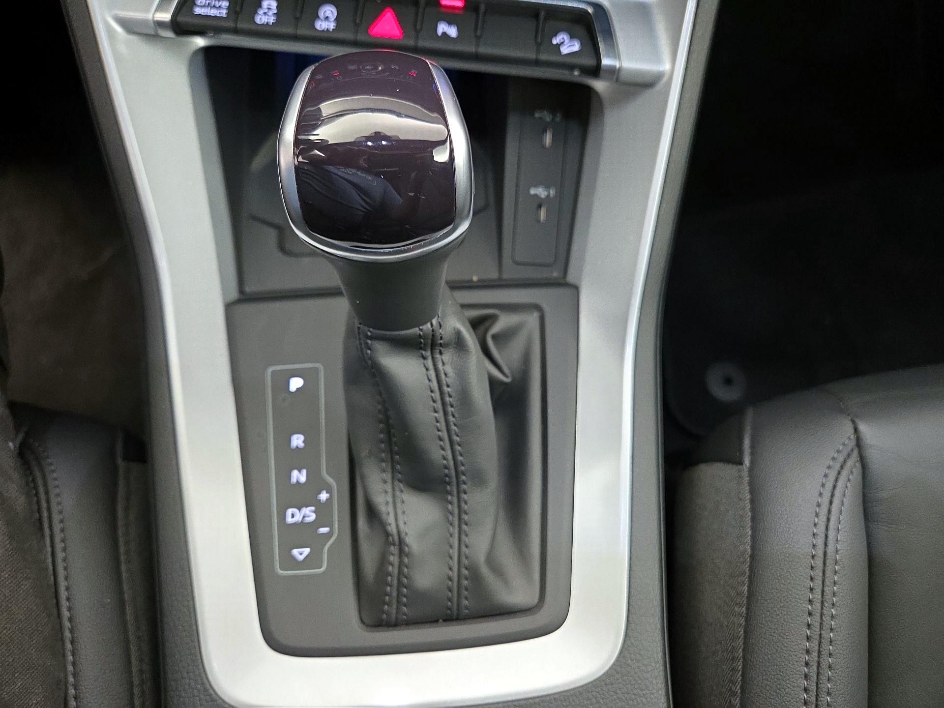 Thumbnail: 2022 Audi Q3 - 18