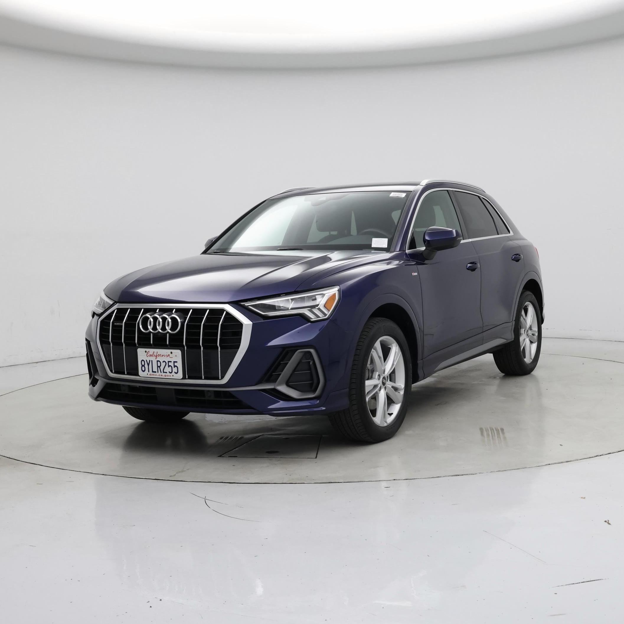 Thumbnail: 2022 Audi Q3 - 4