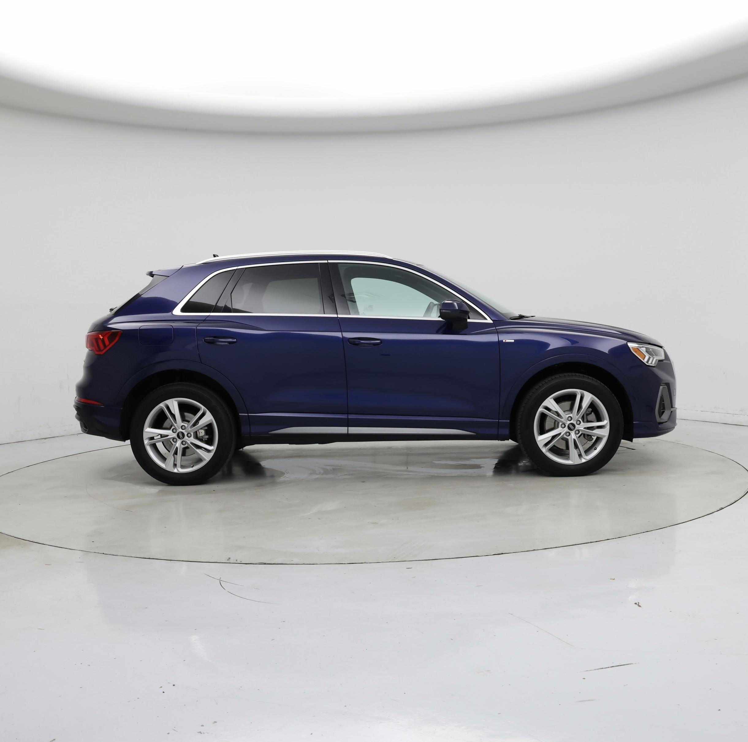 Thumbnail: 2022 Audi Q3 - 7