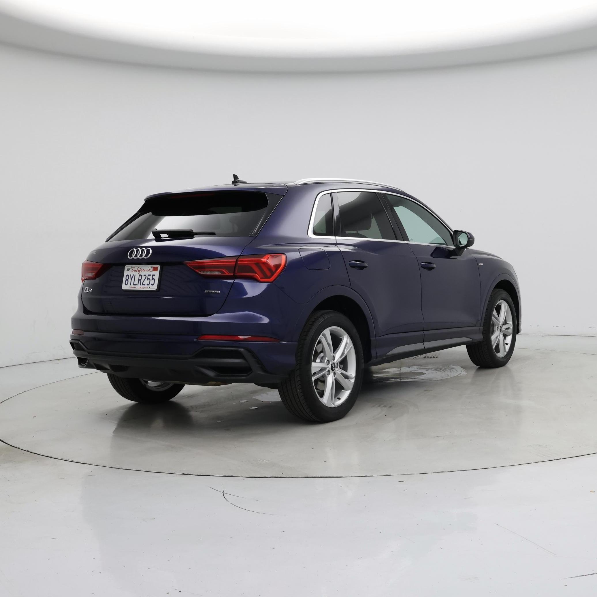 Thumbnail: 2022 Audi Q3 - 8