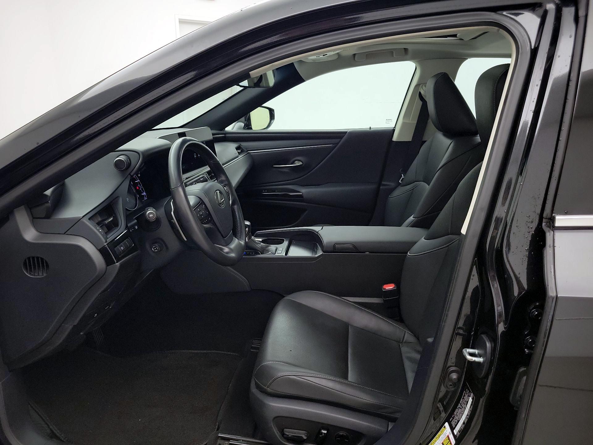 Thumbnail: 2024 Lexus ES - 11