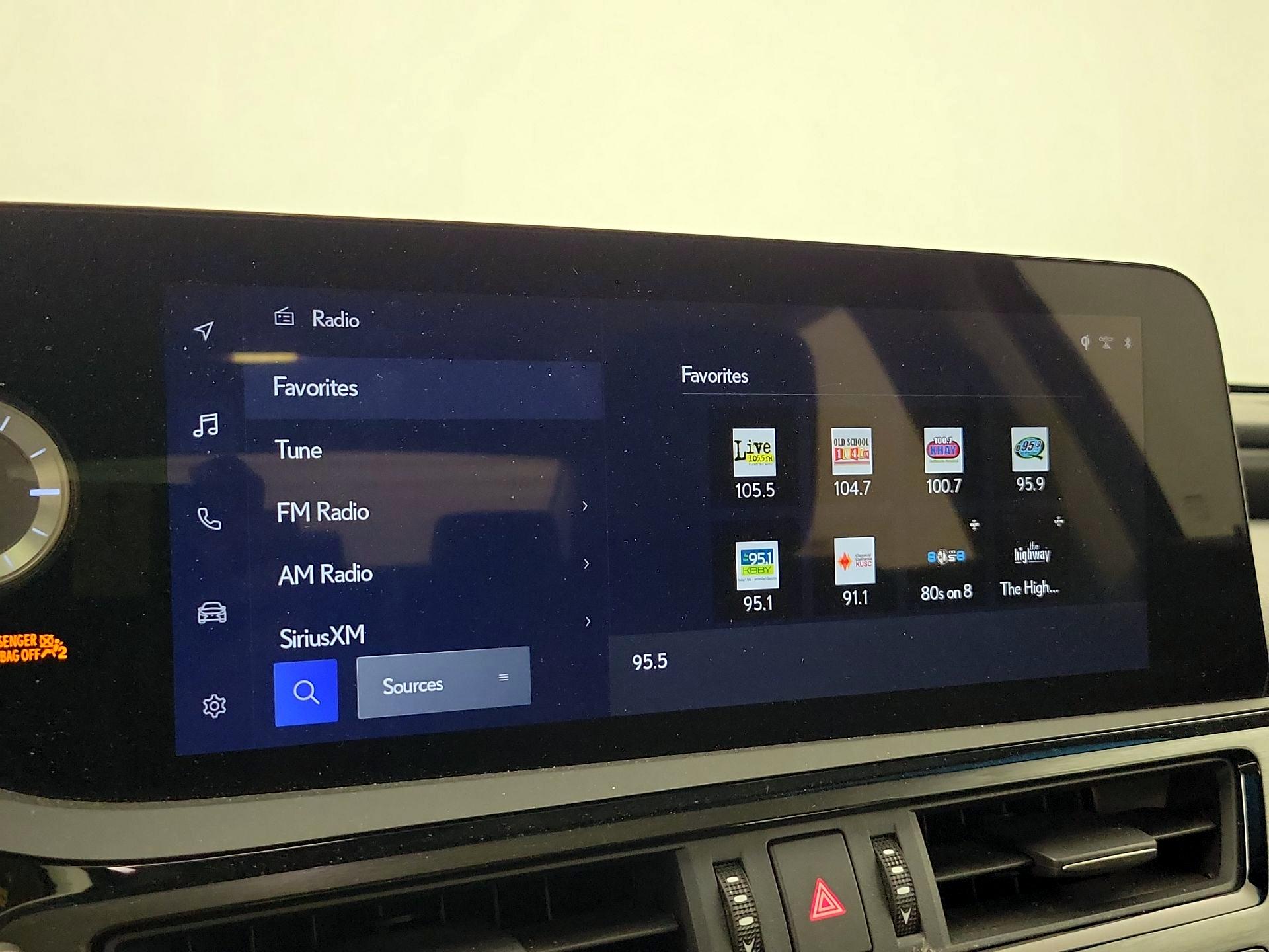 Thumbnail: 2024 Lexus ES - 15