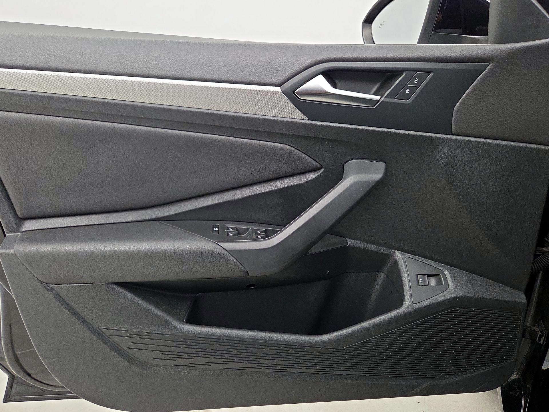 Thumbnail: 2020 Volkswagen Jetta - 12