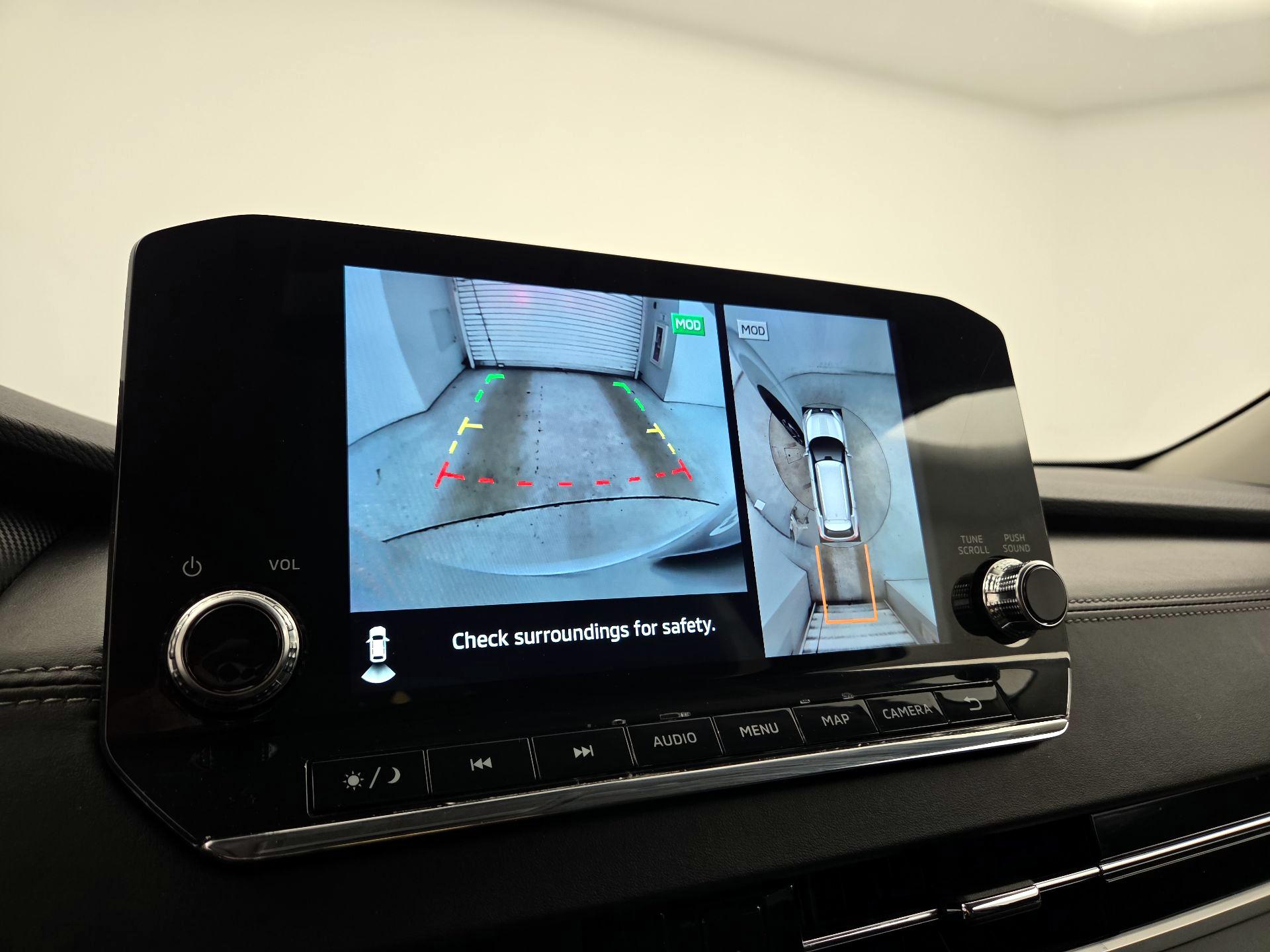 Thumbnail: 2024 Mitsubishi Outlander - 15