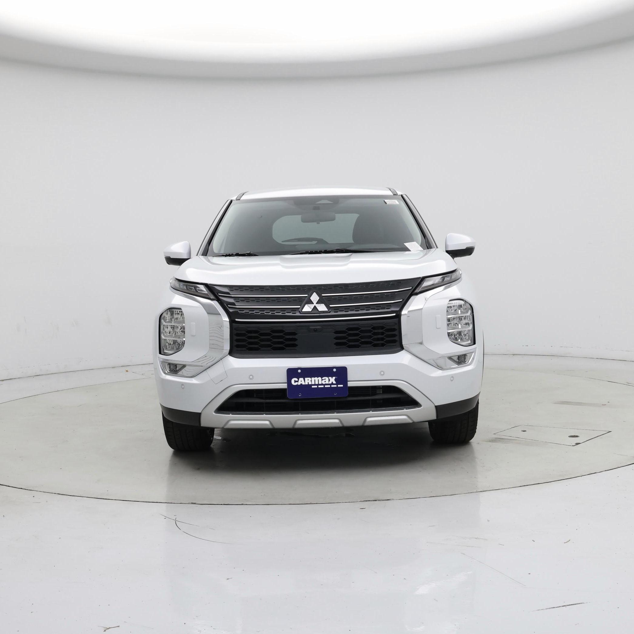 Thumbnail: 2024 Mitsubishi Outlander - 5