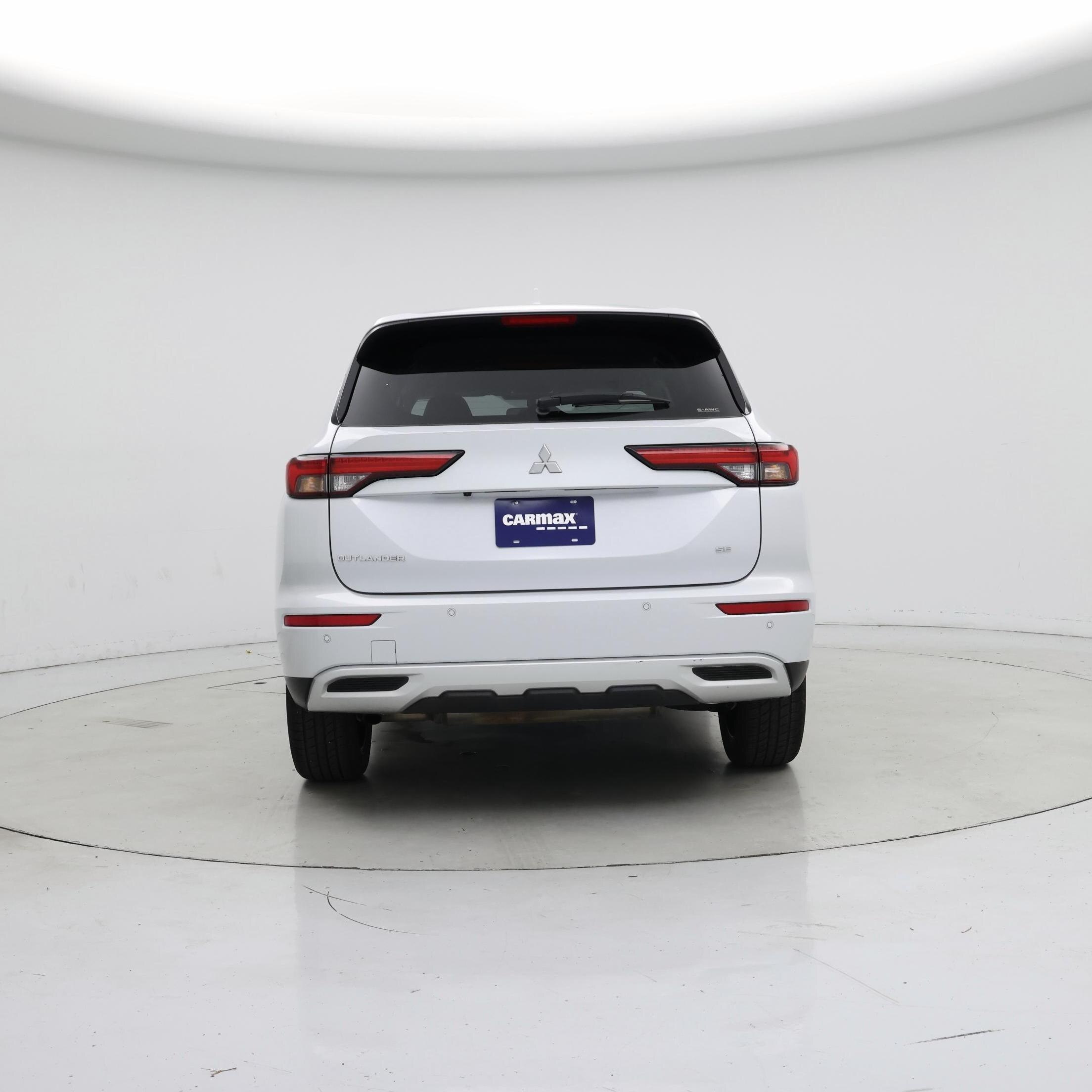 Thumbnail: 2024 Mitsubishi Outlander - 6