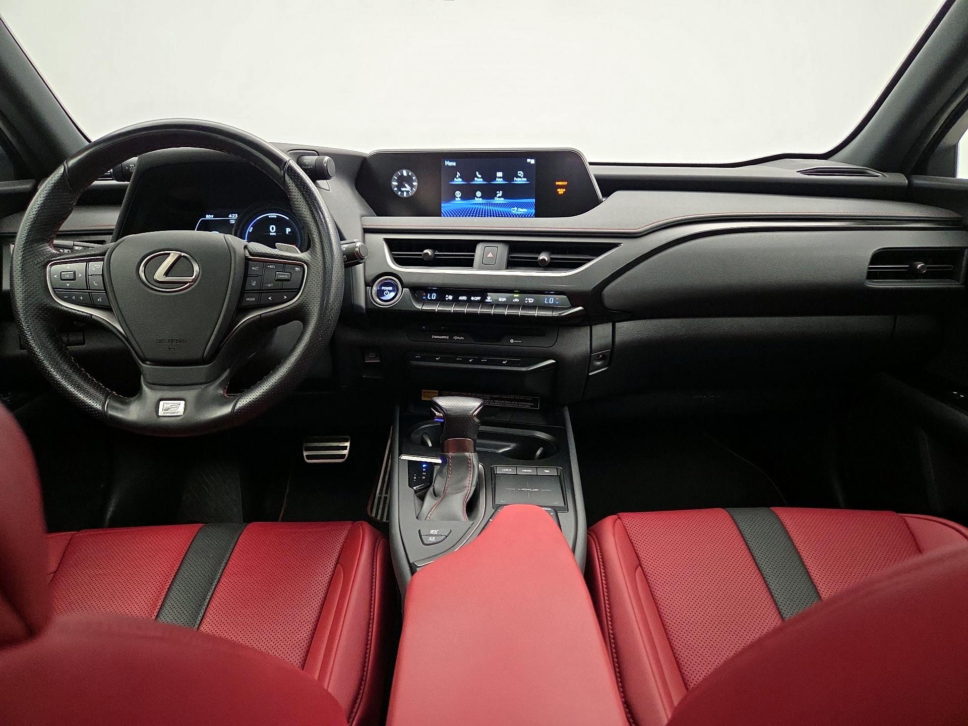 Thumbnail: 2021 Lexus UX - 9