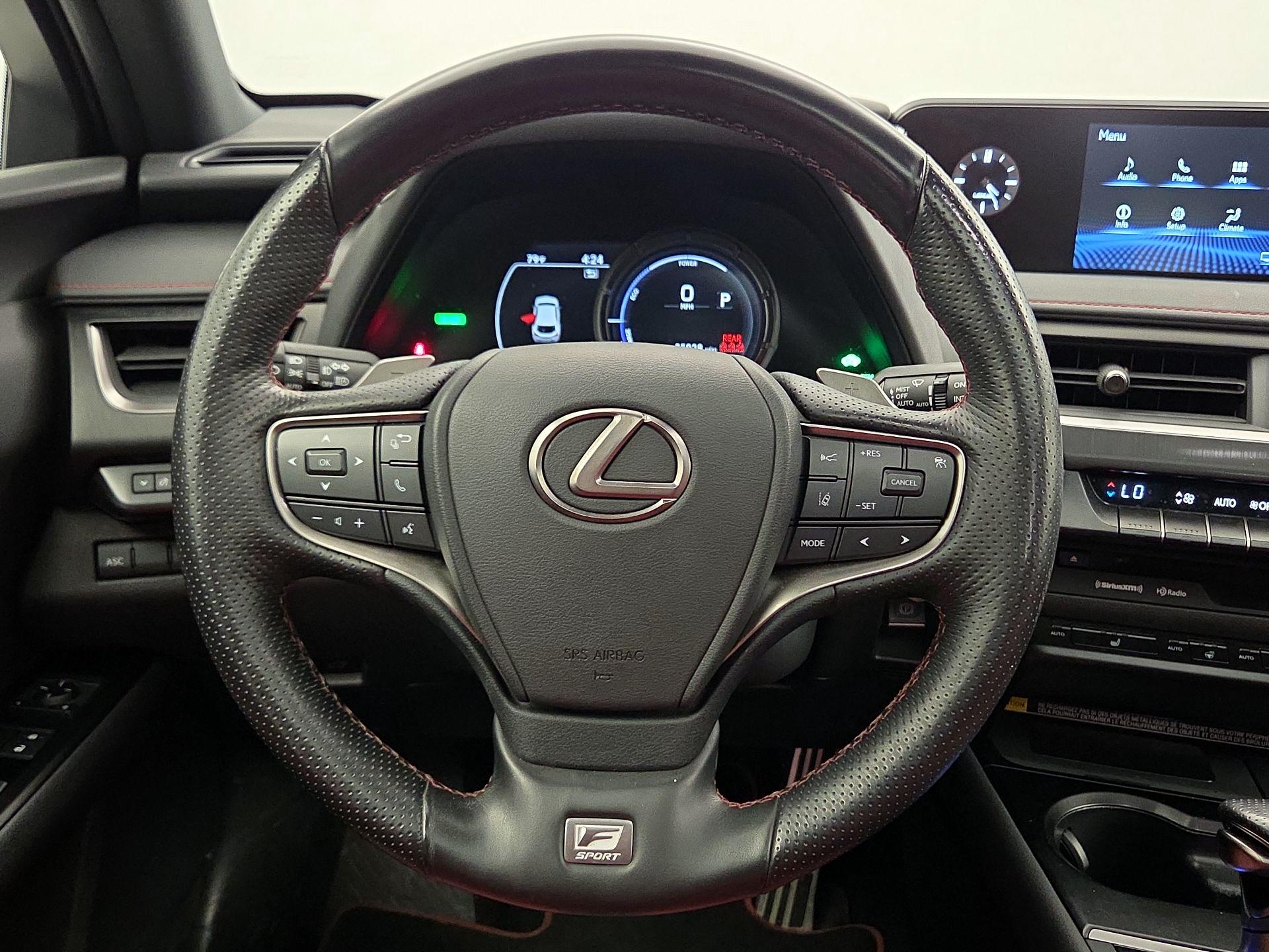 Thumbnail: 2021 Lexus UX - 10