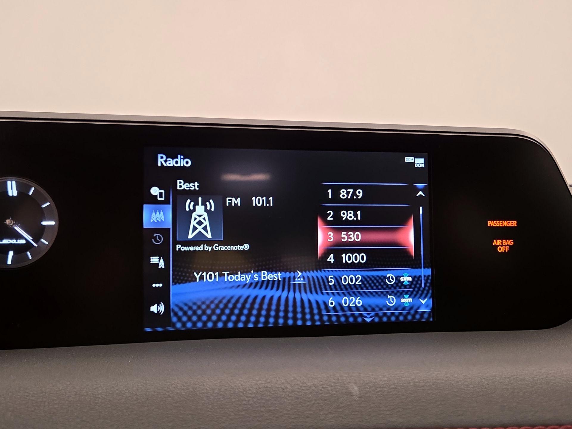 Thumbnail: 2021 Lexus UX - 15