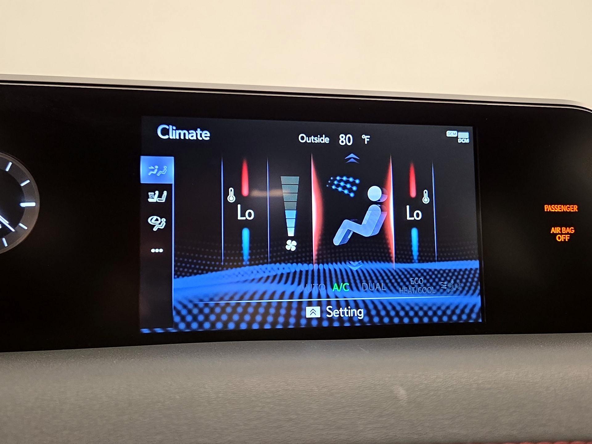 Thumbnail: 2021 Lexus UX - 16