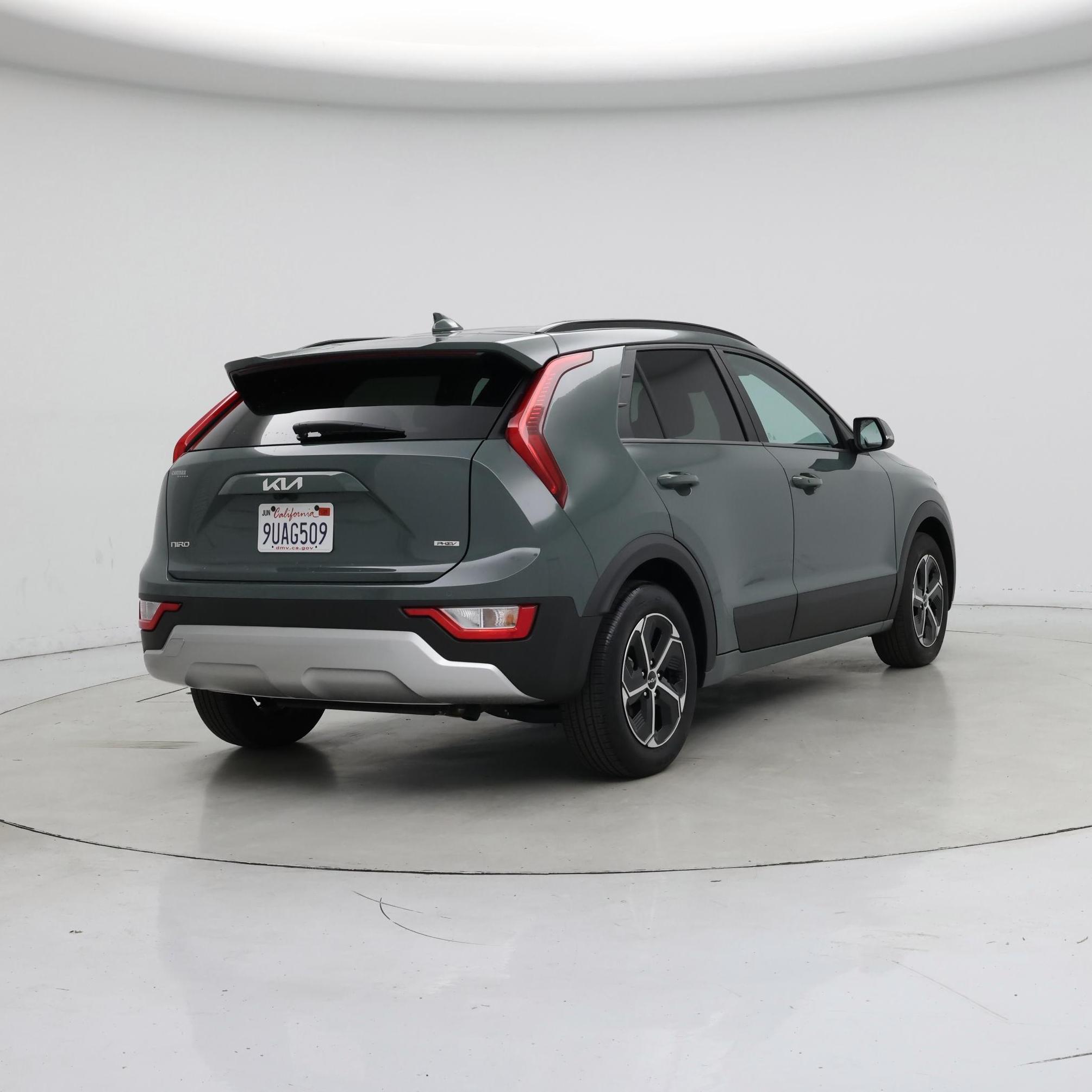 Thumbnail: 2025 Kia Niro - 8